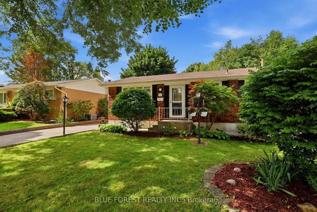 83 Amy Cres, London East 2