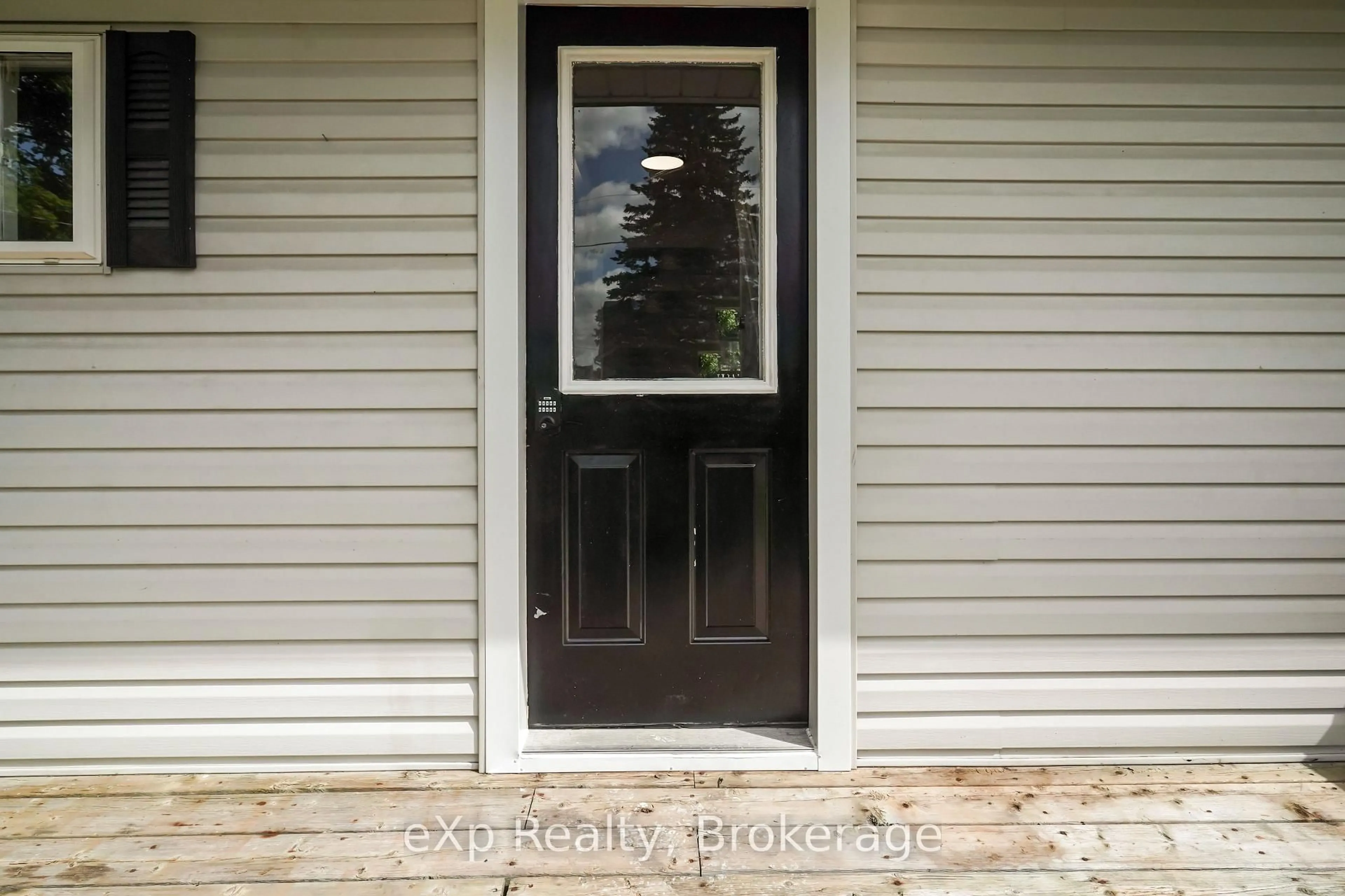 Unknown for 84 Victoria Blvd, Huron East Ontario N0M 1L0