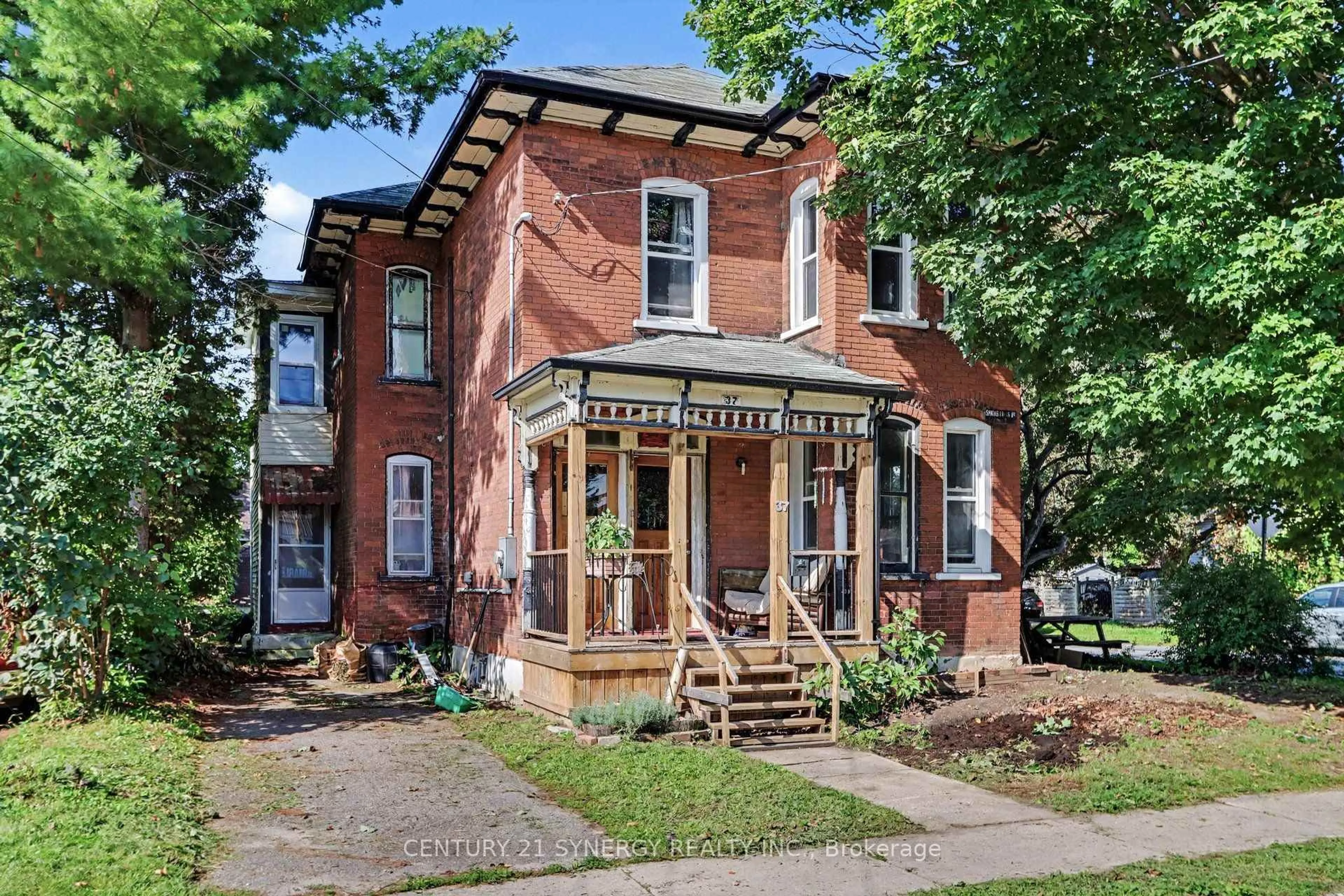 Home with brick exterior material, street for 37 Smiths Falls Ave, Smiths Falls Ontario K7A 3B2
