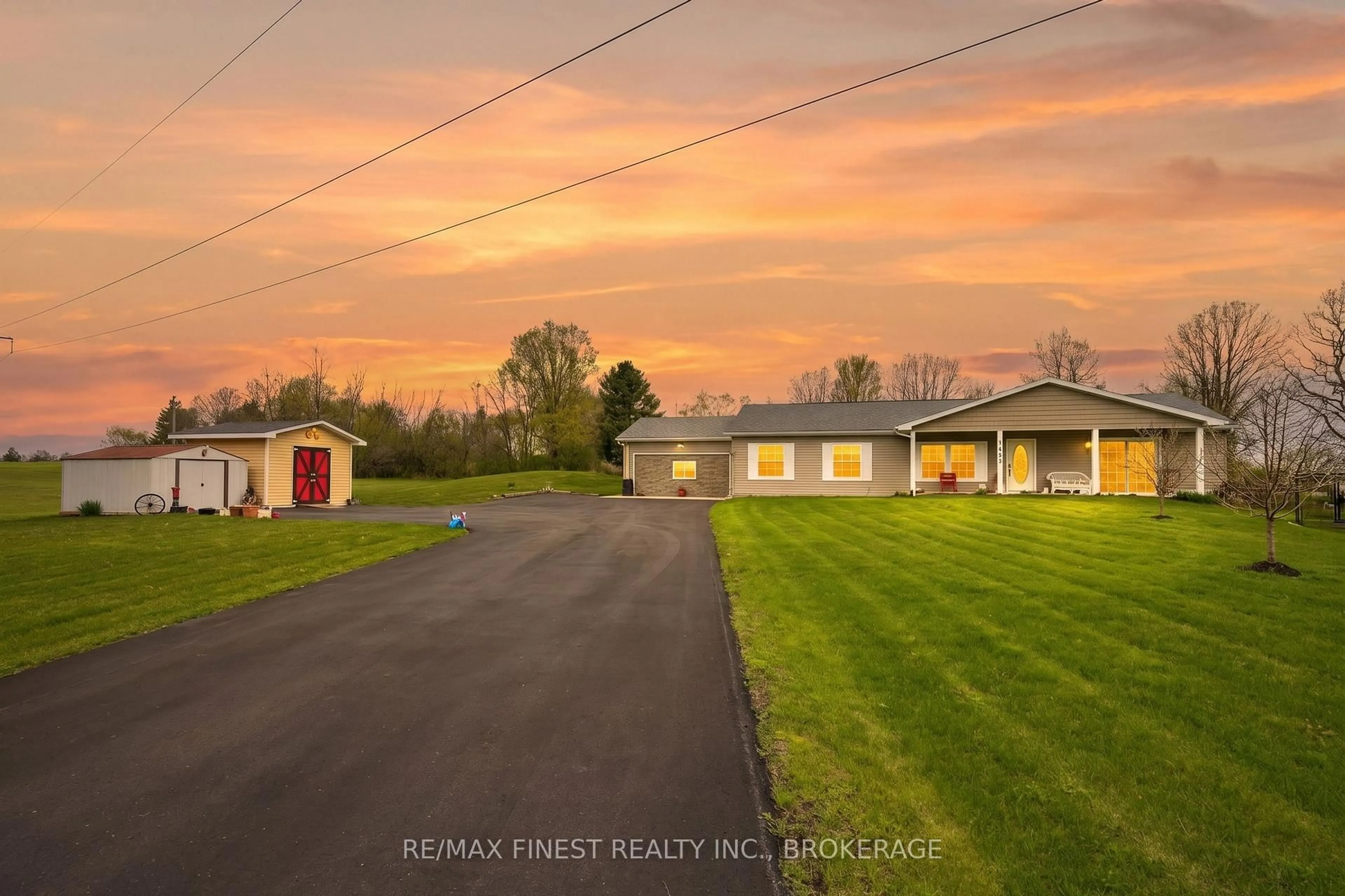 A pic from outside/outdoor area/front of a property/back of a property/a pic from drone, unknown for 463 Drive In Rd, Greater Napanee Ontario K7R 3L1