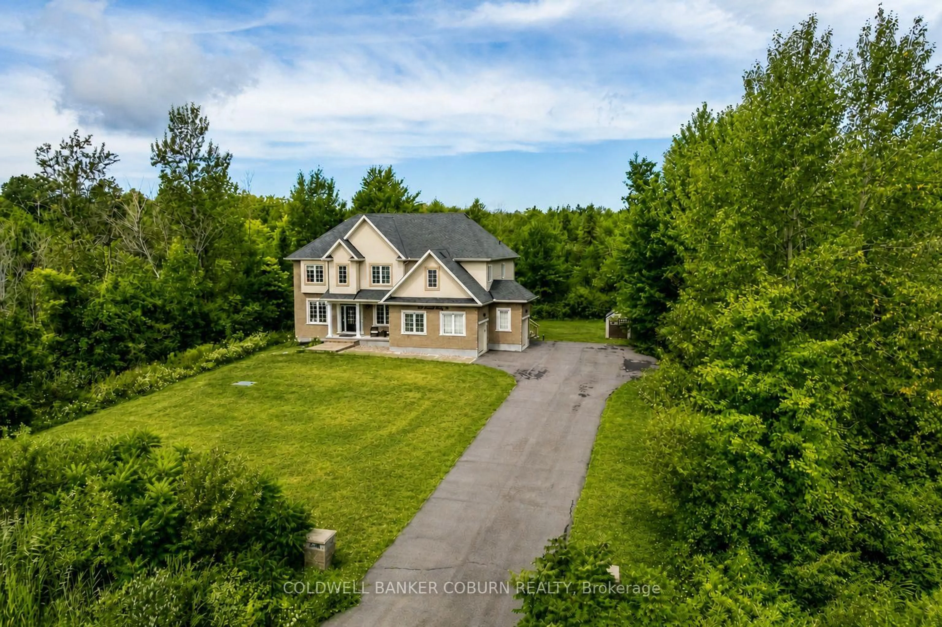 A pic from outside/outdoor area/front of a property/back of a property/a pic from drone, unknown for 549 Osmond Daley Dr, Carp Ontario K0A 1L0