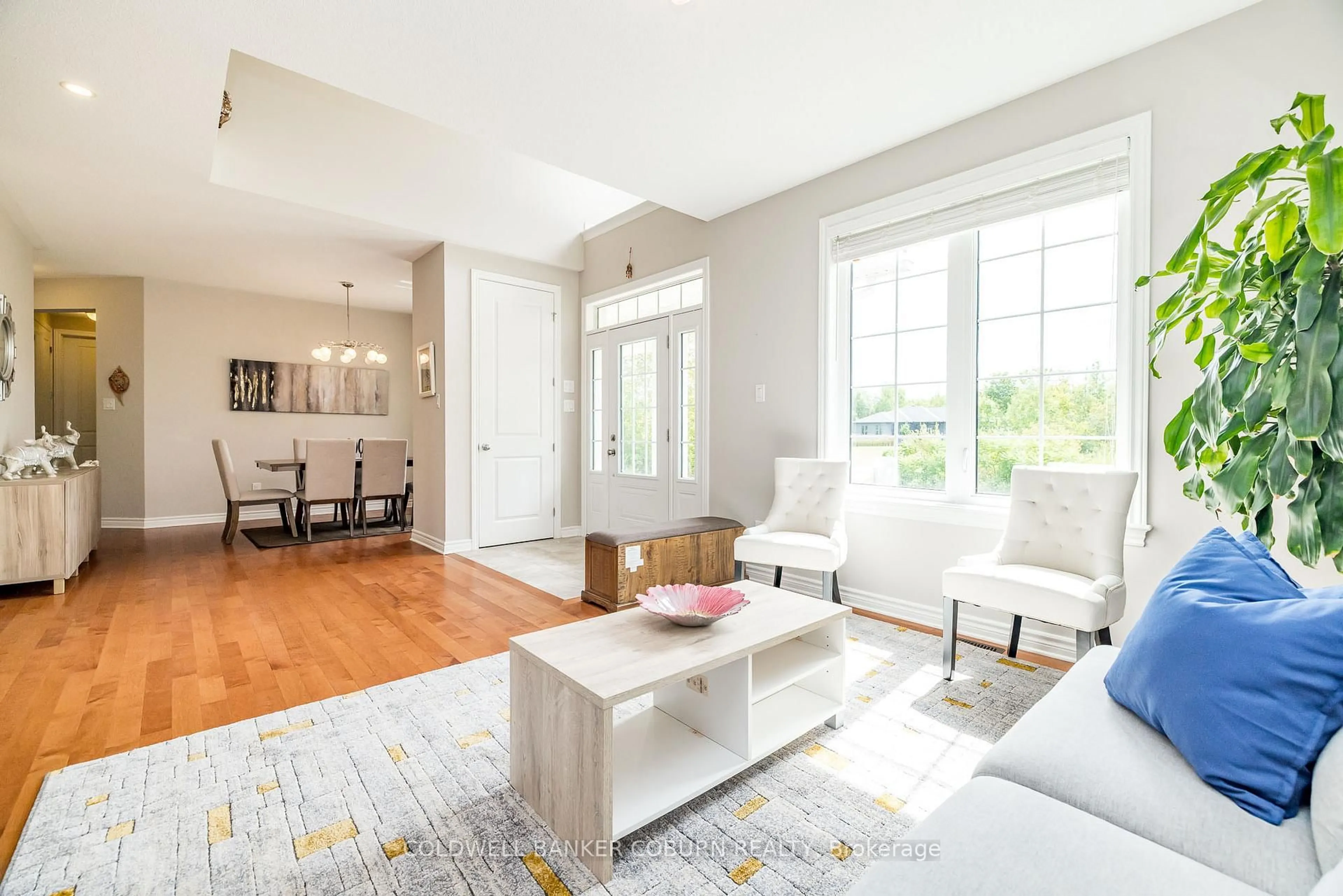 Living room with furniture, unknown for 549 Osmond Daley Dr, Carp Ontario K0A 1L0