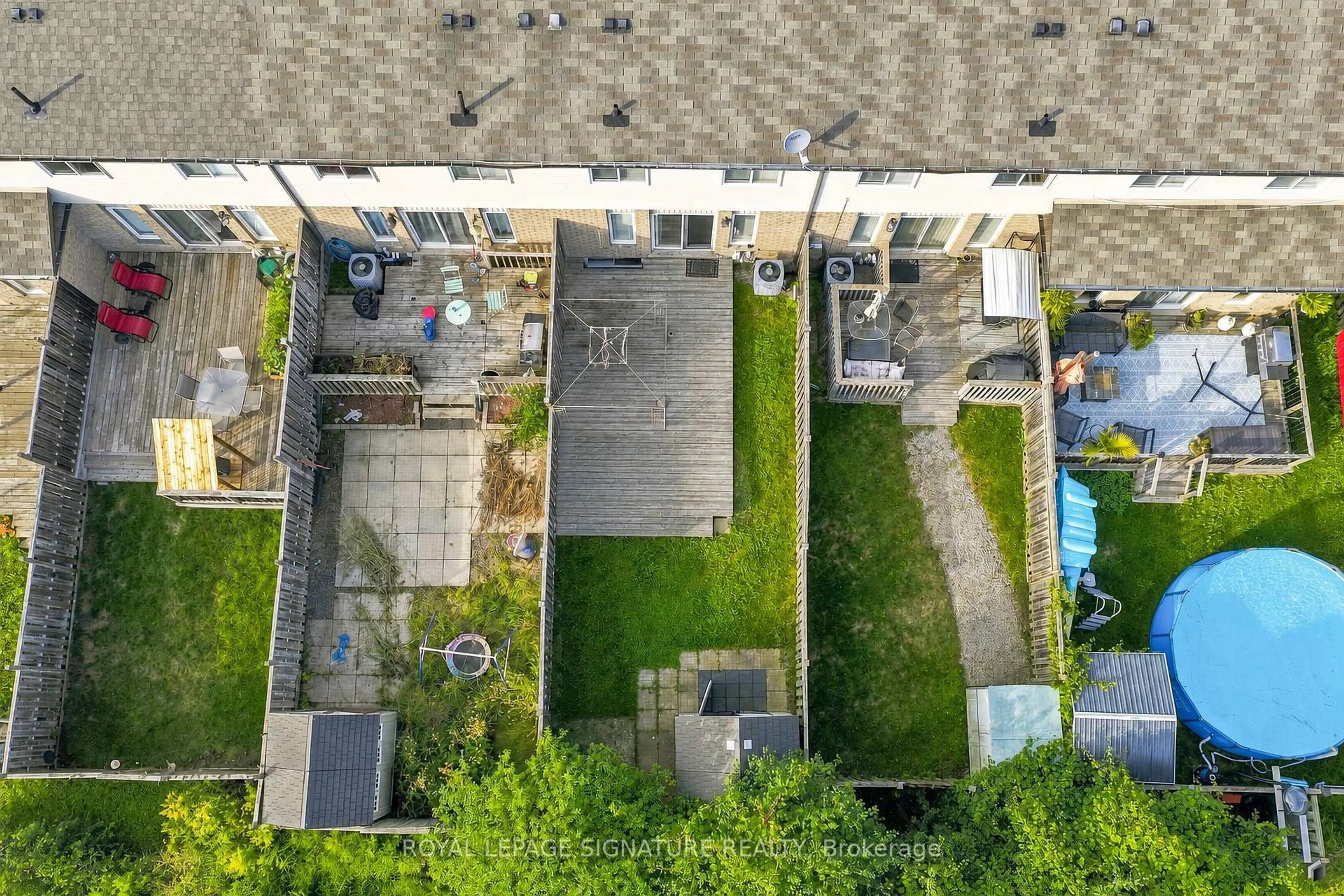 A pic from outside/outdoor area/front of a property/back of a property/a pic from drone, unknown for 63 Sorrento St, Kitchener Ontario N2R 0A4