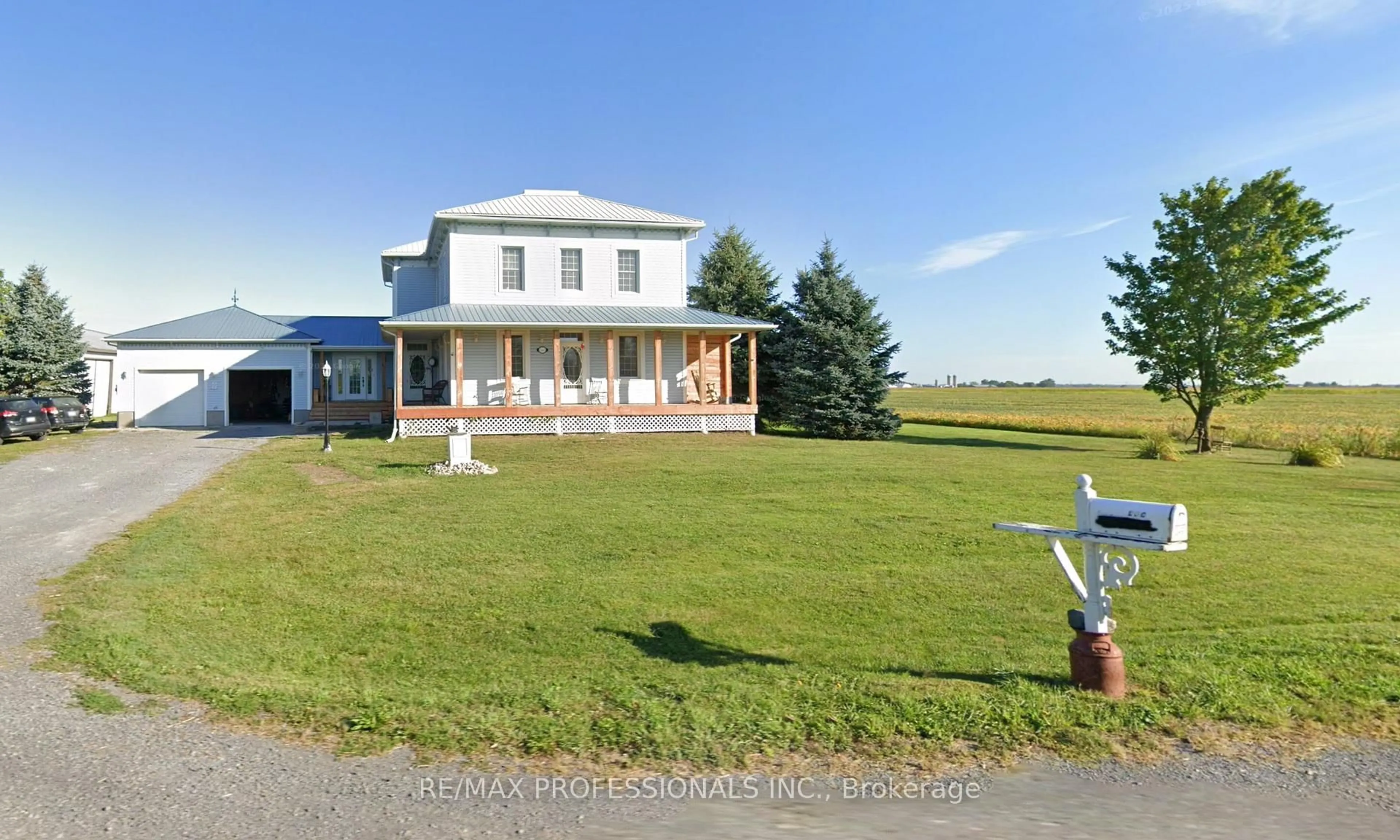 A pic from outside/outdoor area/front of a property/back of a property/a pic from drone, unknown for 2493 CONCESSION 19 Rd, Casselman Ontario K0A 1M0