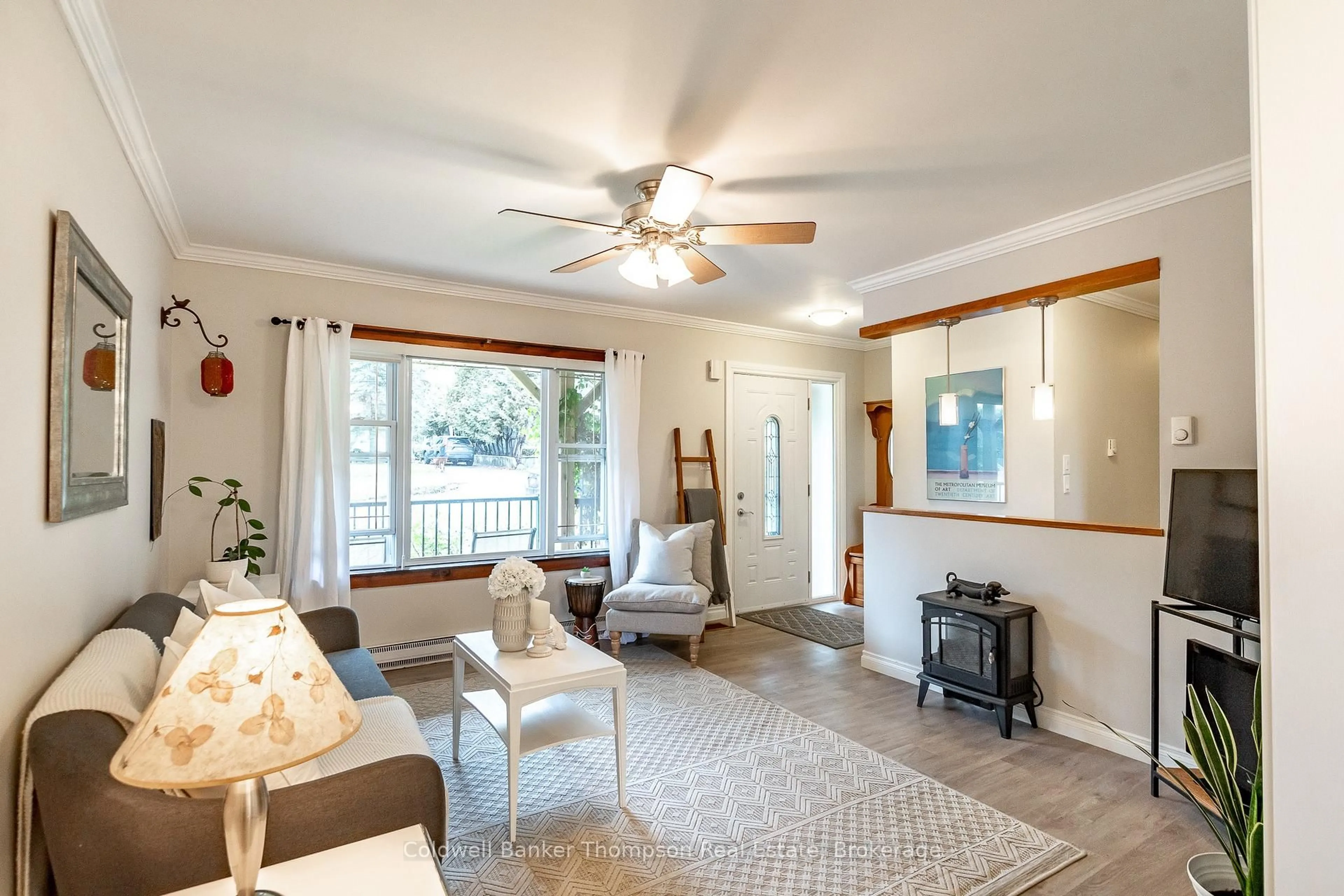 Living room with furniture, unknown for 14 Rogers Rd, Huntsville Ontario P1H 1T1