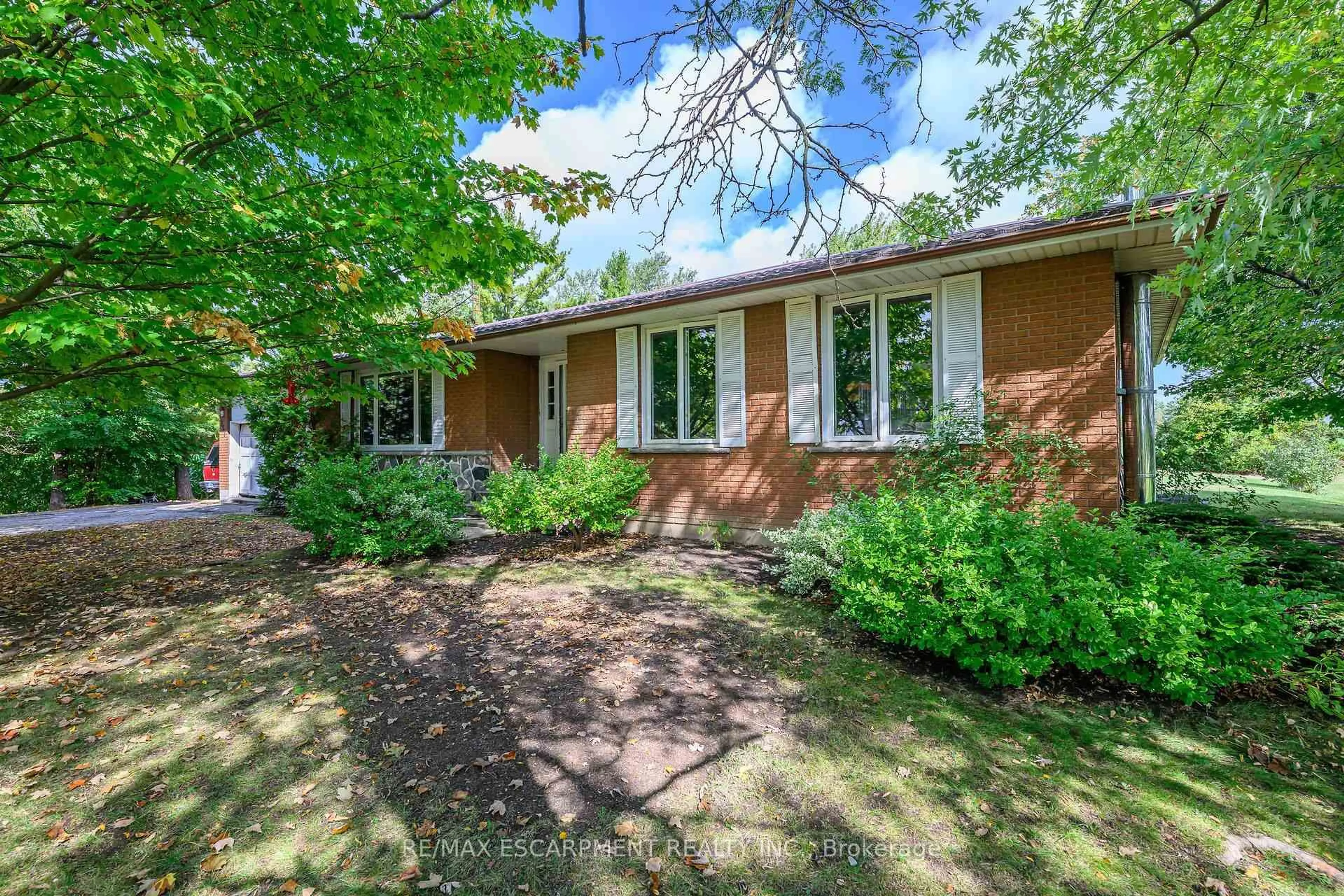 Unknown for 757 4TH LINE Rd, Haldimand Ontario N3W 2B1
