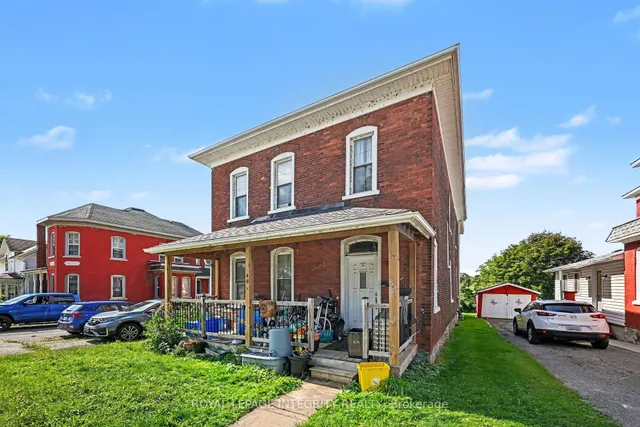48 Elmsley St, Smiths Falls 2