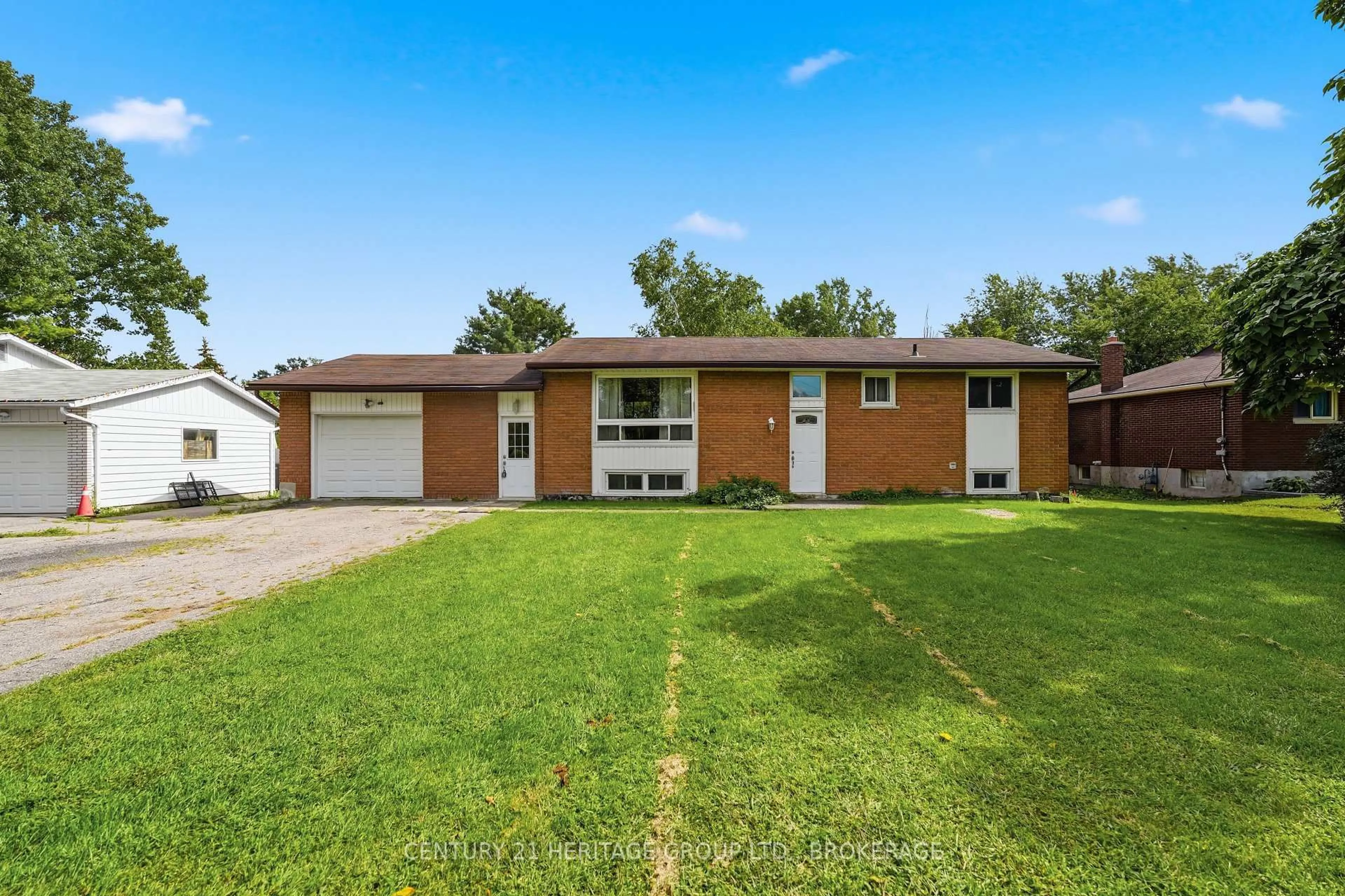 A pic from outside/outdoor area/front of a property/back of a property/a pic from drone, street for 278 Lester Rd, Trenton Ontario K8V 5P8
