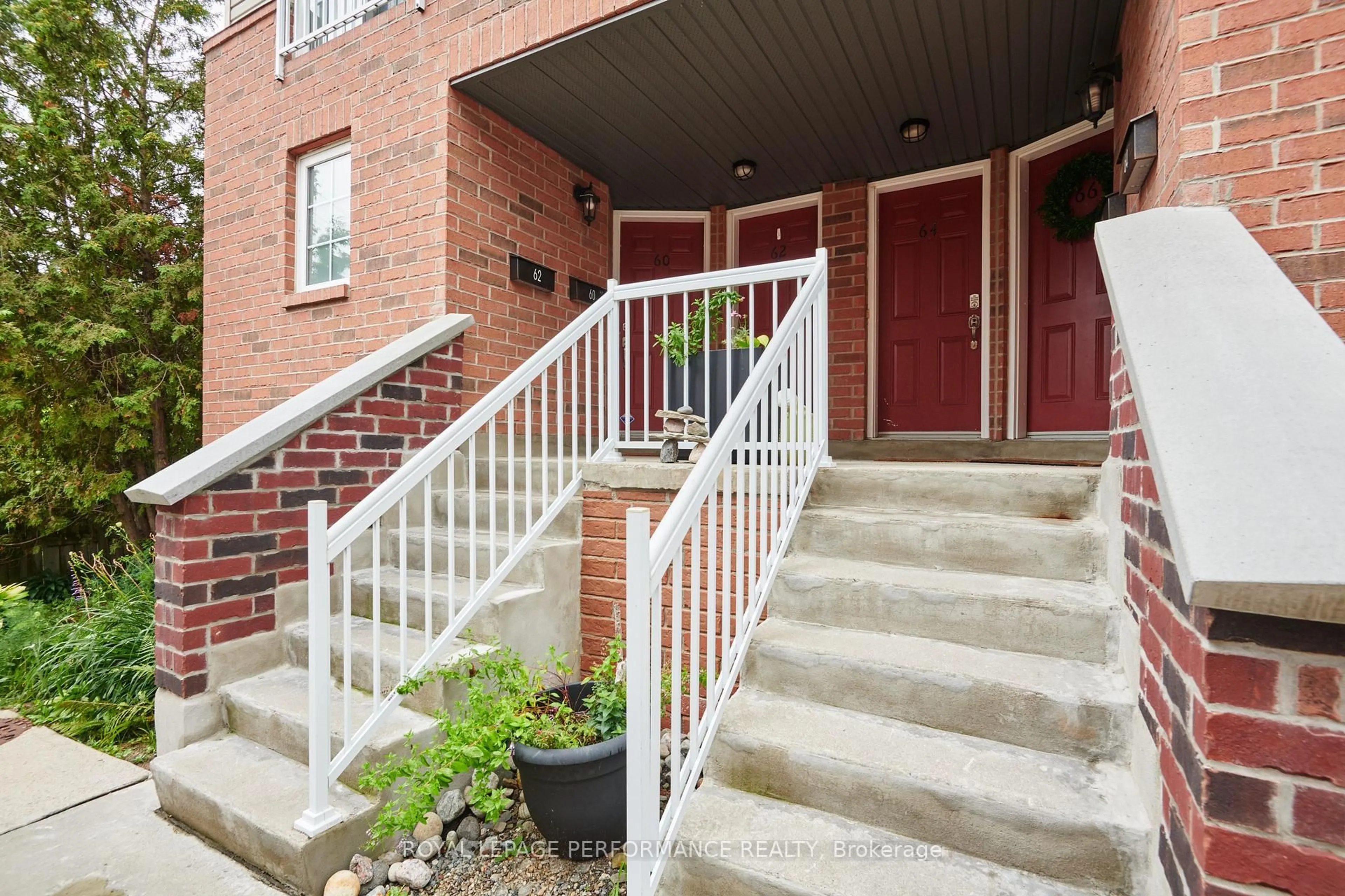 Unknown for 64 Mayflower Private, Ottawa Ontario K2B 0A2