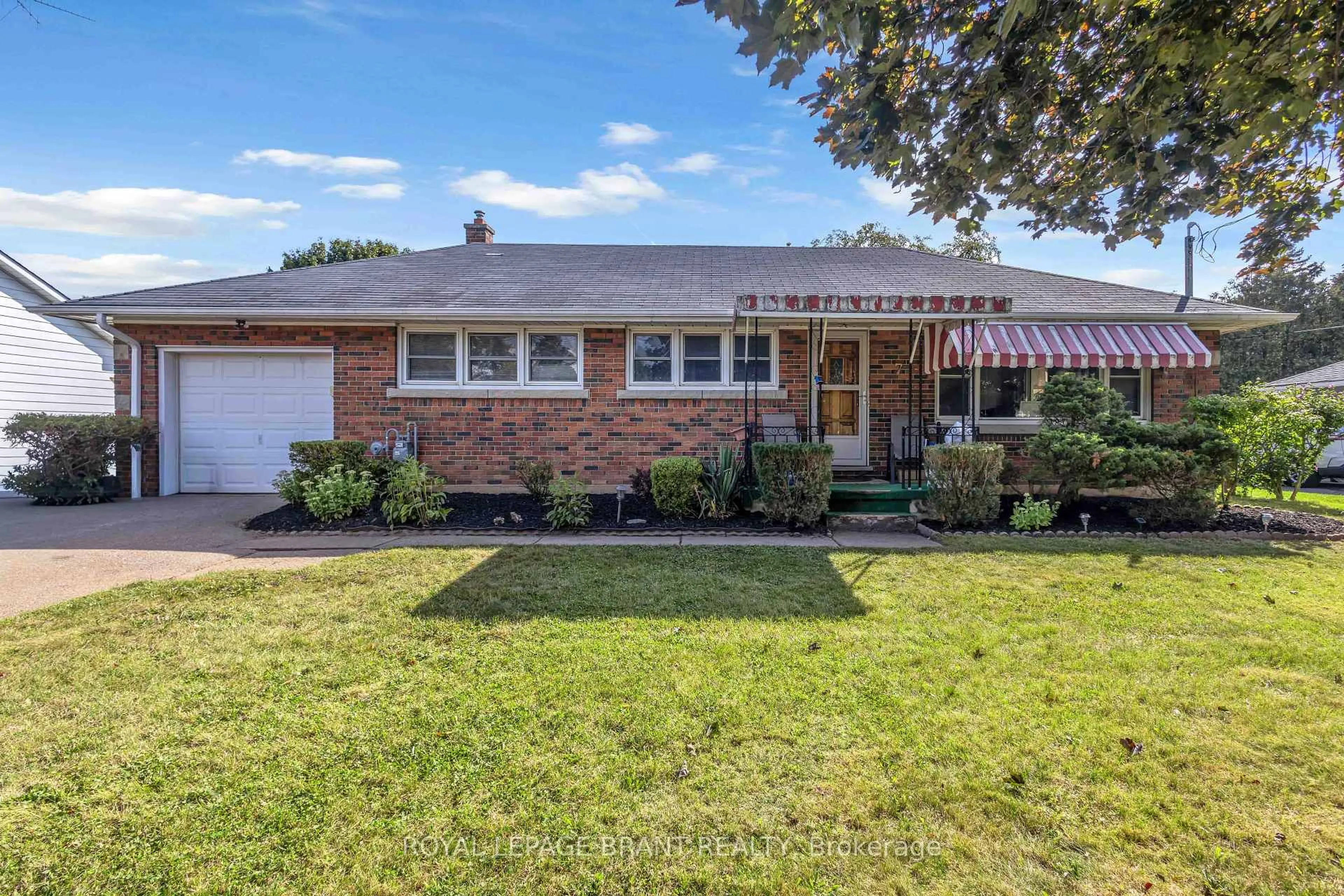 Home with brick exterior material, street for 7 Willowdale St, Brant Ontario N3T 5L7
