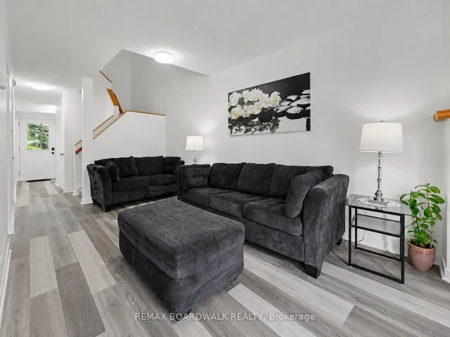 314 Valade Cres, Orleans 5
