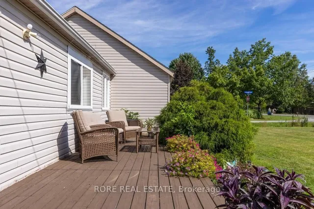 223 Bernard Ave, Fort Erie 5