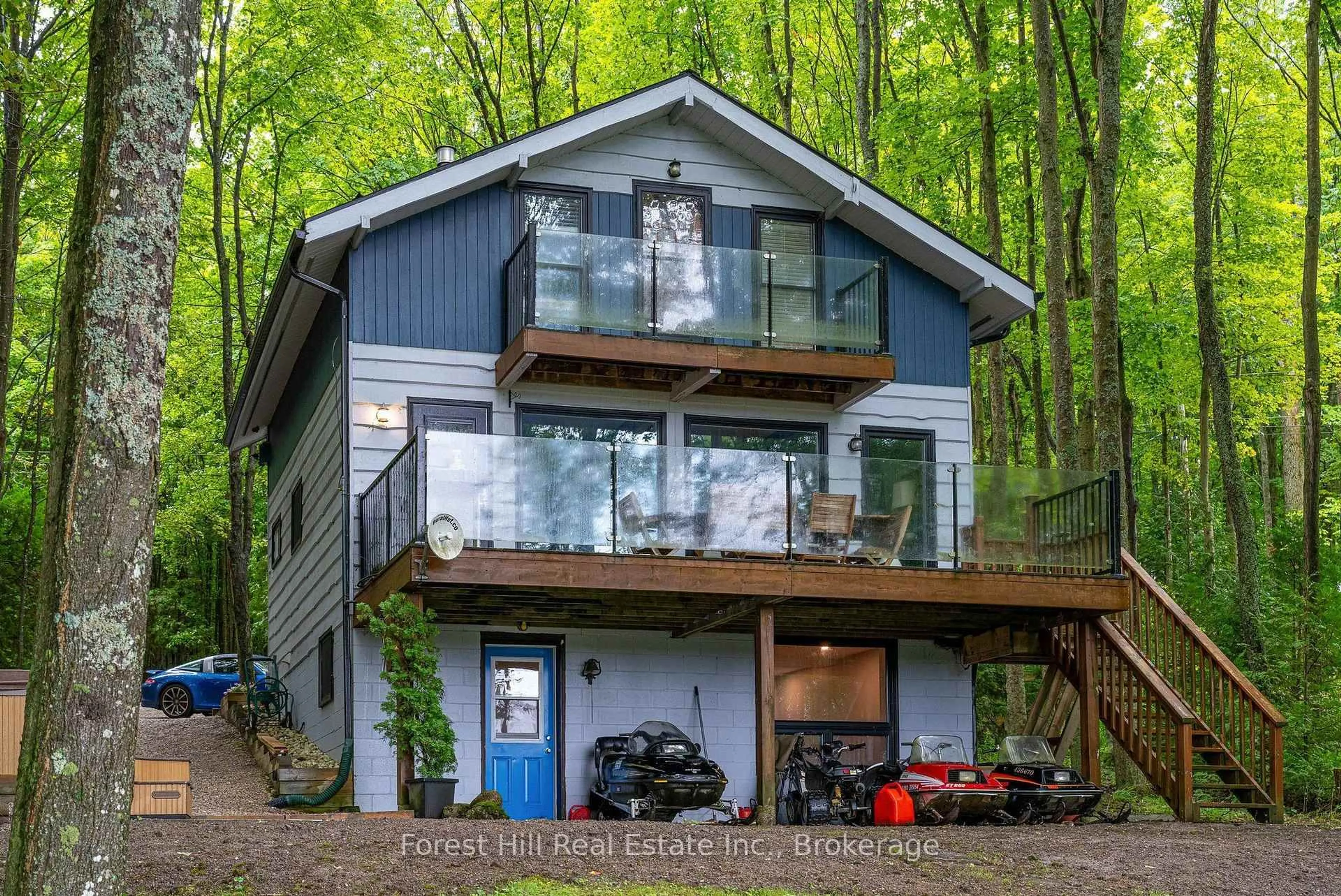 Home with vinyl exterior material, water/lake/river/ocean view for 218 Wiles Lane, Grey Highlands Ontario N0C 1E0
