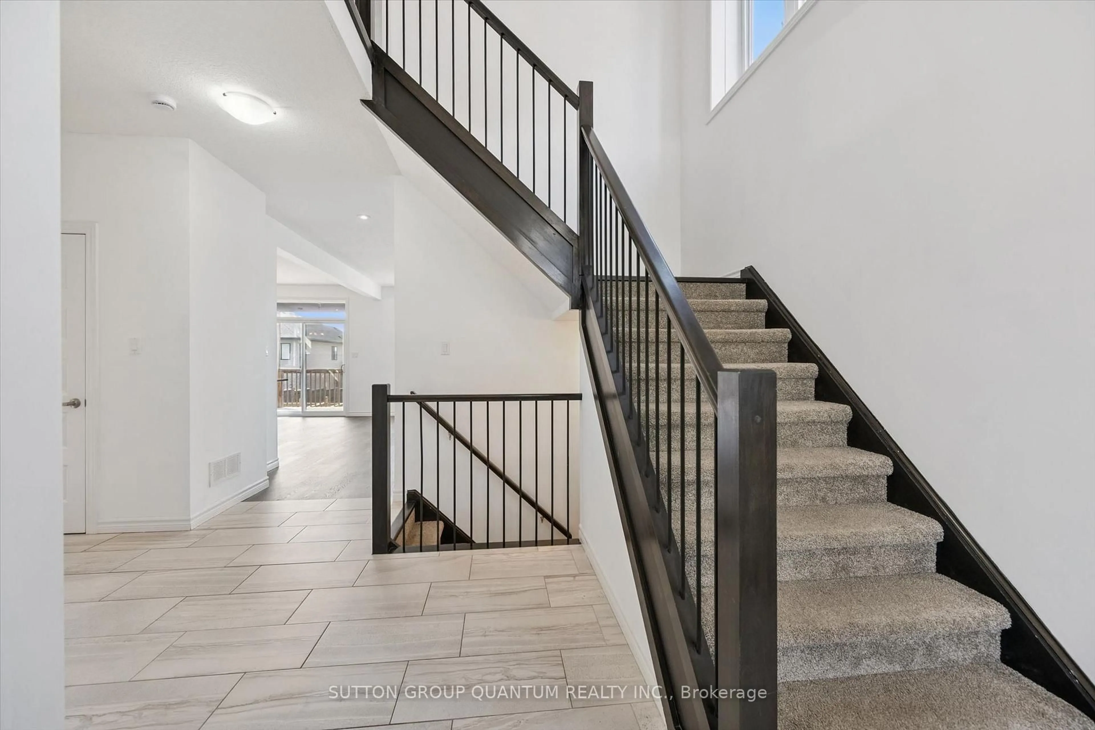 Stairs for 2057 Gough Ave, London North Ontario N5X 0K4