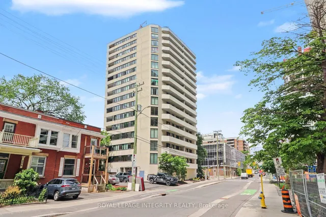200 Bay St #102, Ottawa 3