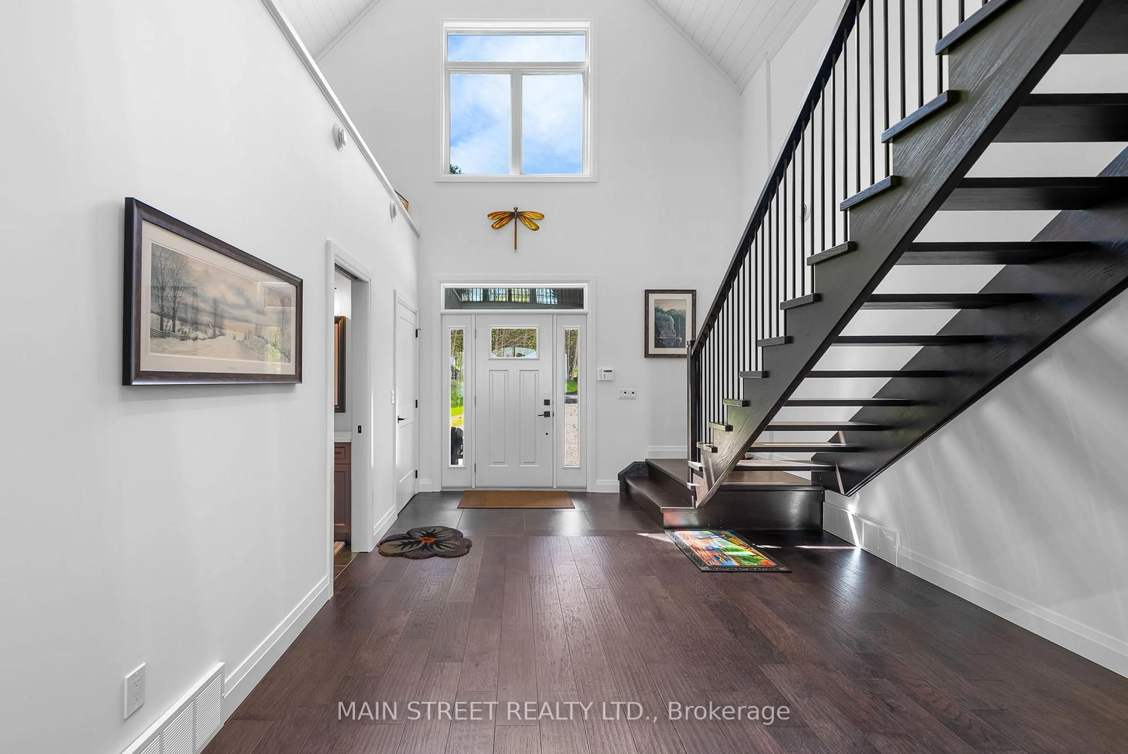 Indoor entryway for 76B Johnston Rd, Central Manitoulin Ontario P0P 1S0