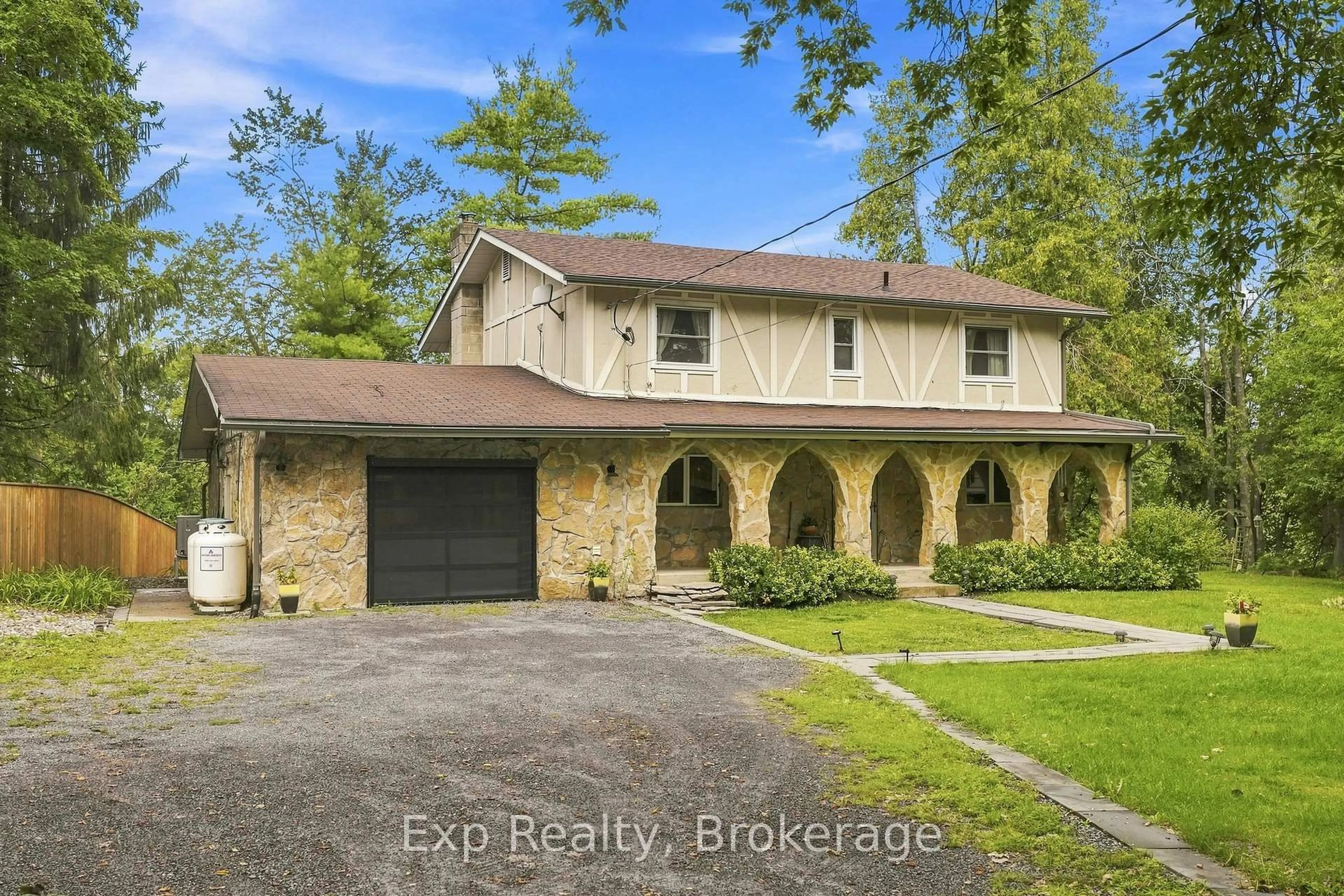 A pic from outside/outdoor area/front of a property/back of a property/a pic from drone, street for 587 Scuttlehole Rd, Belleville Ontario K0K 2V0