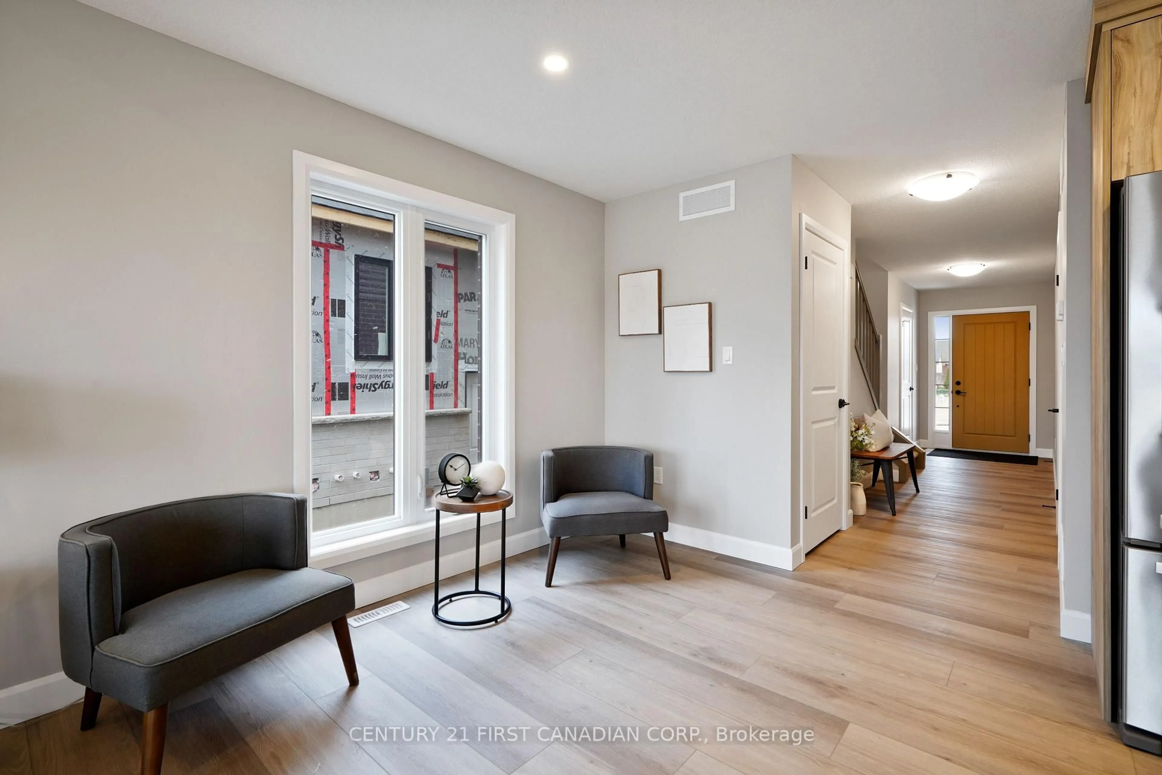 Indoor entryway for 111 Addison Ave, Lucan Biddulph Ontario N0M 2J0