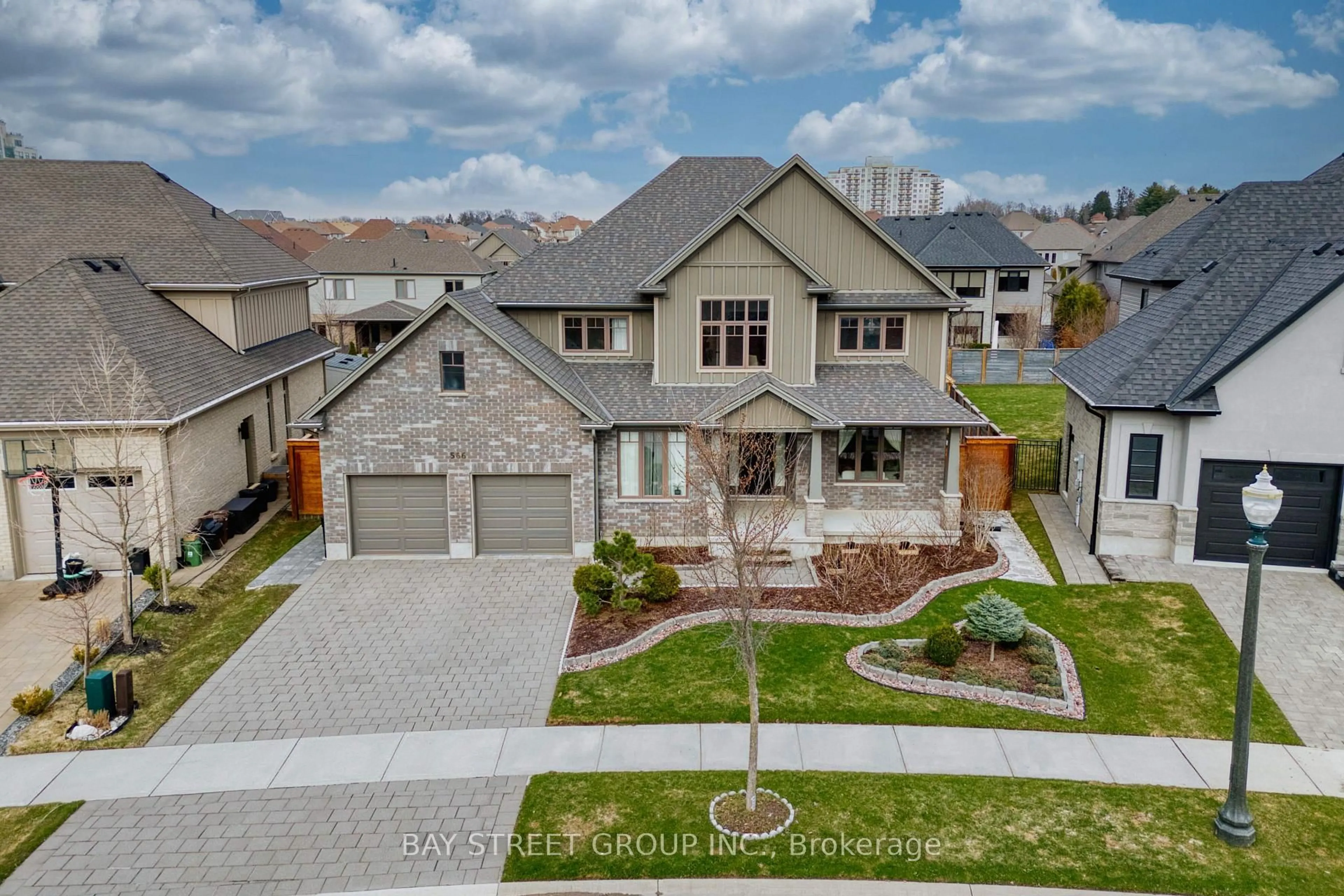 A pic from outside/outdoor area/front of a property/back of a property/a pic from drone, street for 566 Bradwell Chse, London North Ontario N6G 0P7