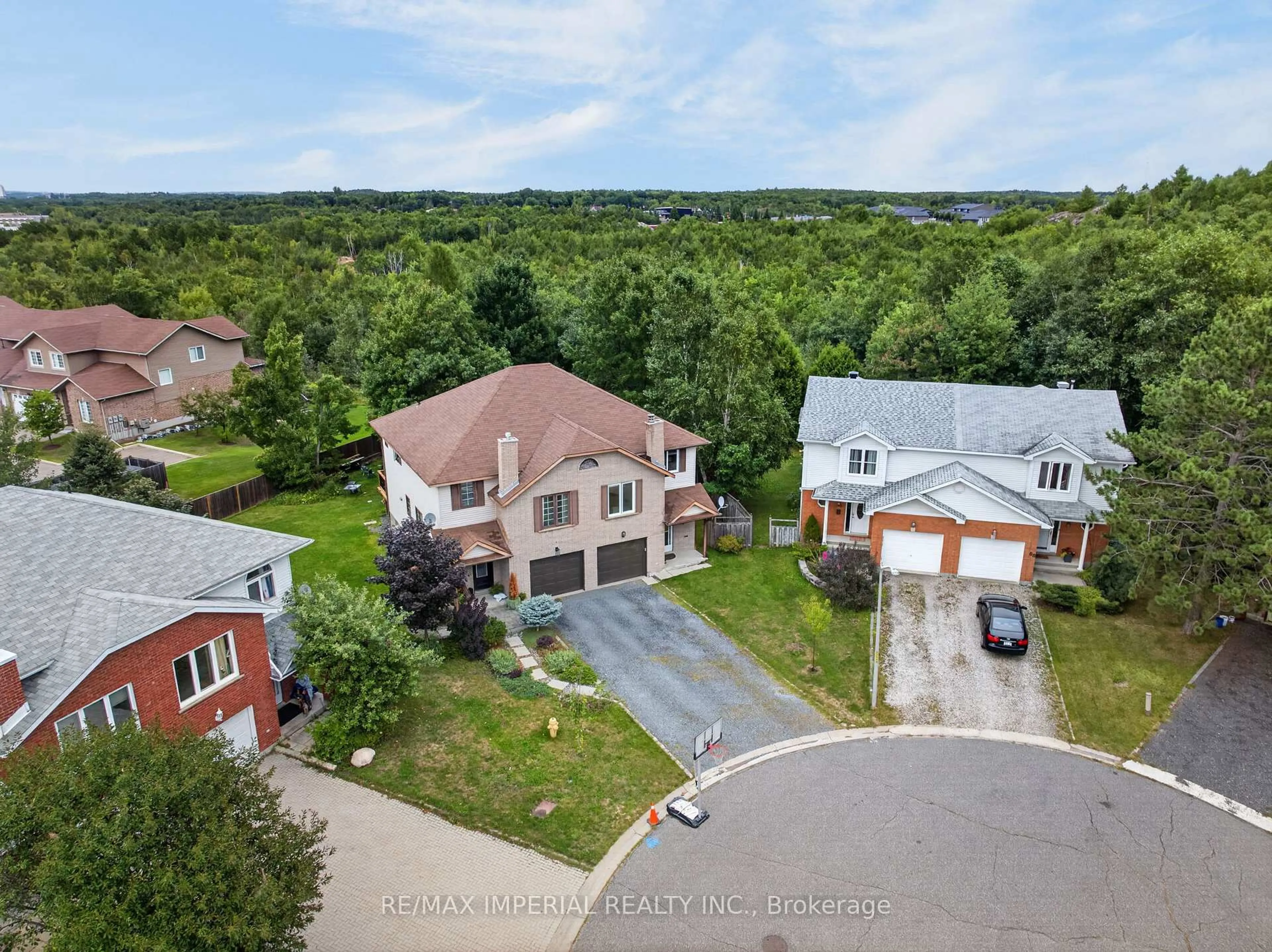 A pic from outside/outdoor area/front of a property/back of a property/a pic from drone, street for 60 Radcliff Pkwy, Greater Sudbury Ontario P3E 5Y5