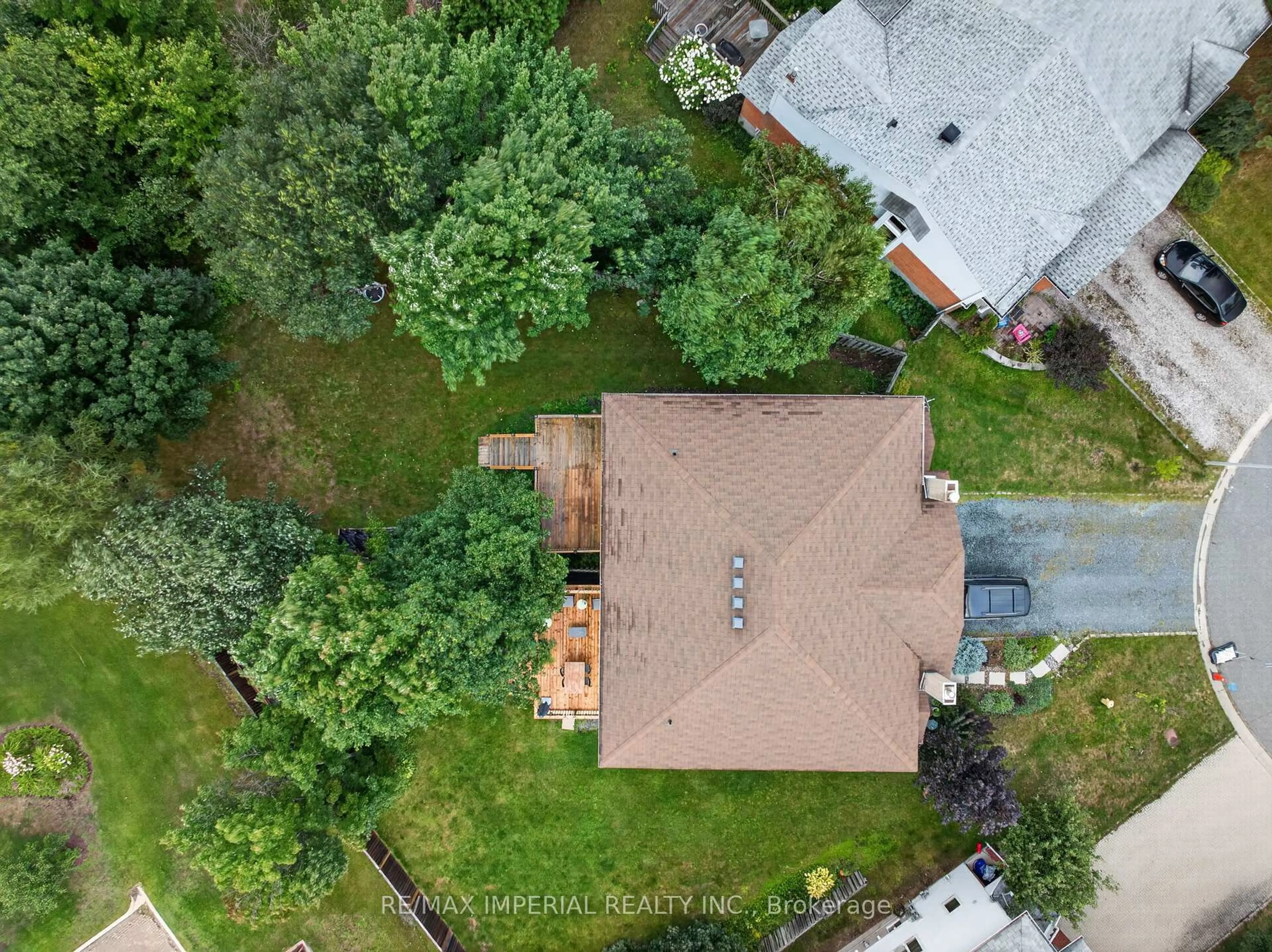 A pic from outside/outdoor area/front of a property/back of a property/a pic from drone, unknown for 60 Radcliff Pkwy, Greater Sudbury Ontario P3E 5Y5