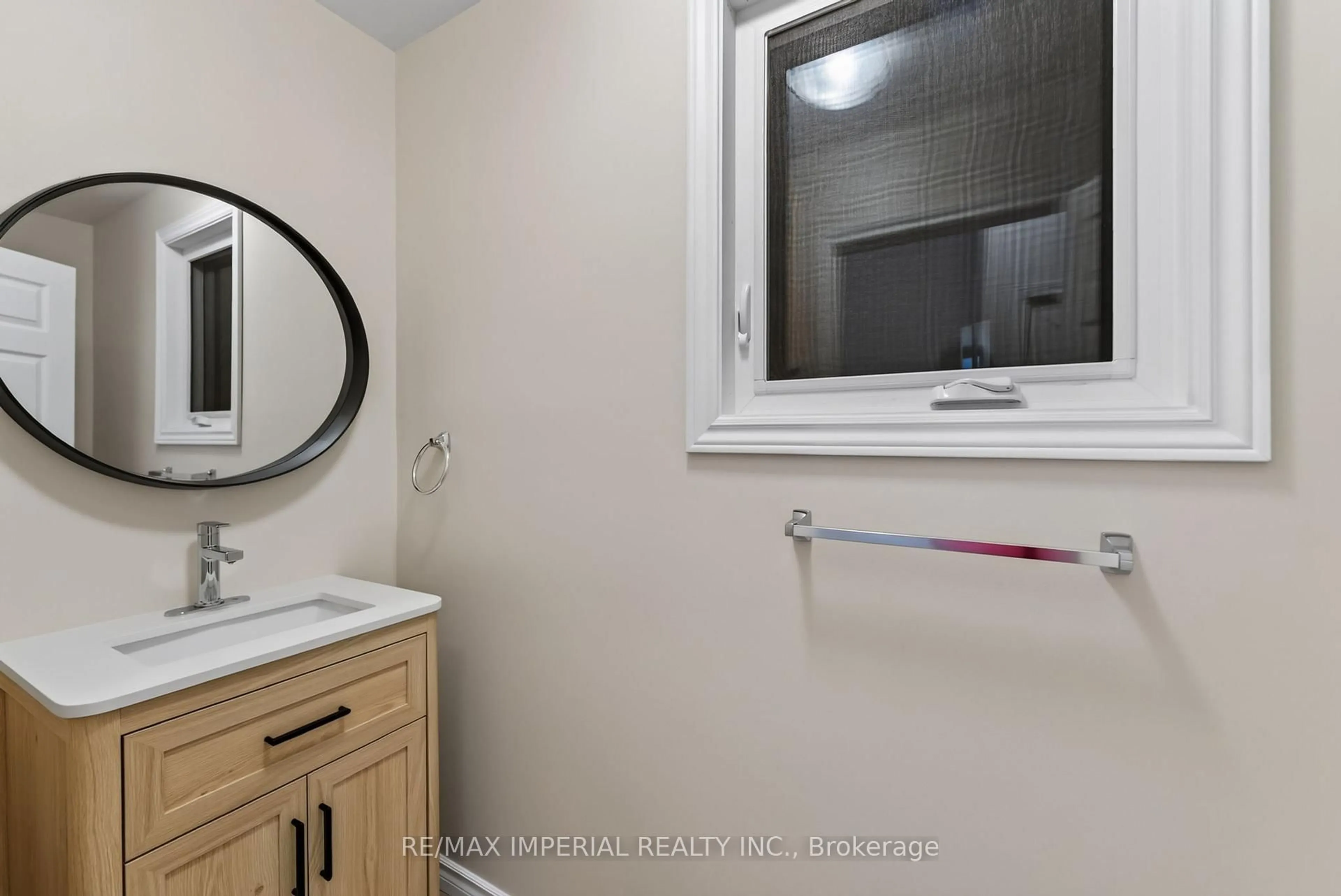 Standard bathroom, unknown for 60 Radcliff Pkwy, Greater Sudbury Ontario P3E 5Y5