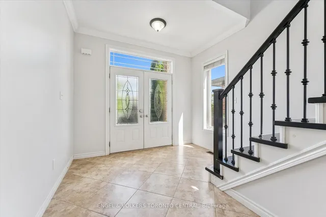 909 Pebblecreek Crt, Kitchener 5