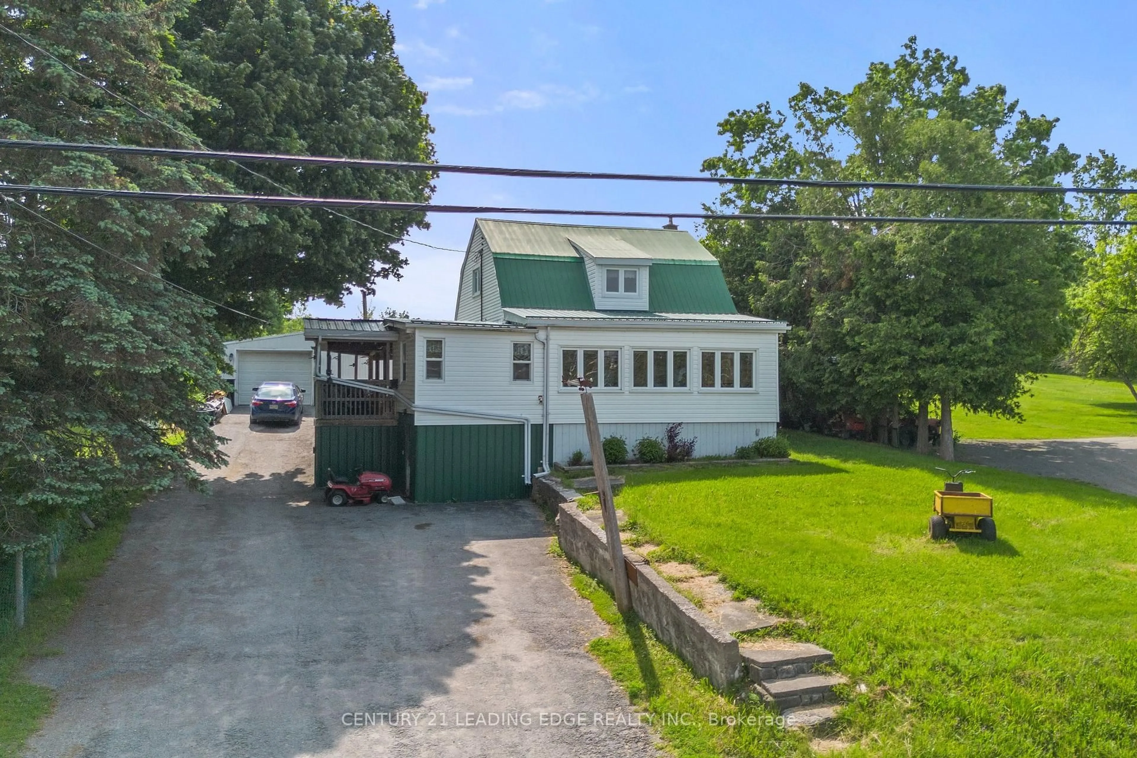 A pic from outside/outdoor area/front of a property/back of a property/a pic from drone, street for 3094 Lakefield Rd, Selwyn Ontario K9J 6X5