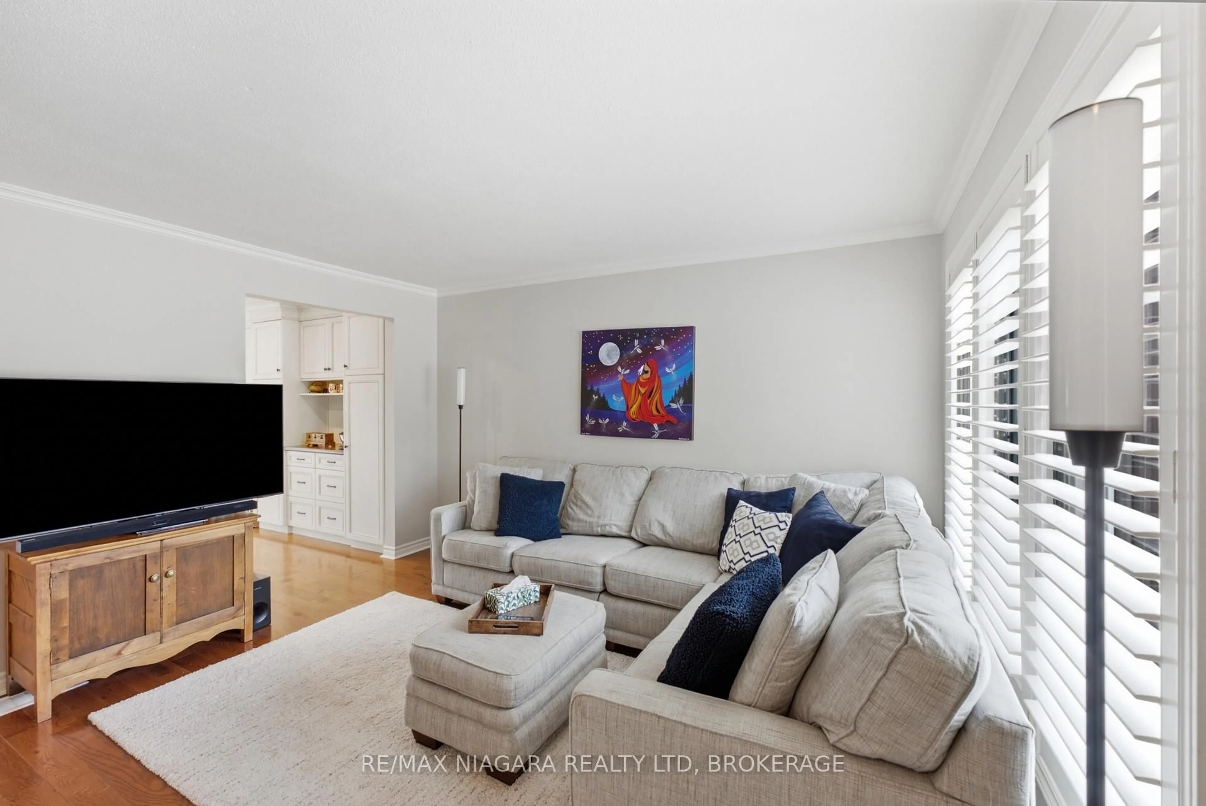 Living room with furniture, unknown for 2 WEIDEN St #35, St. Catharines Ontario L2M 6W5