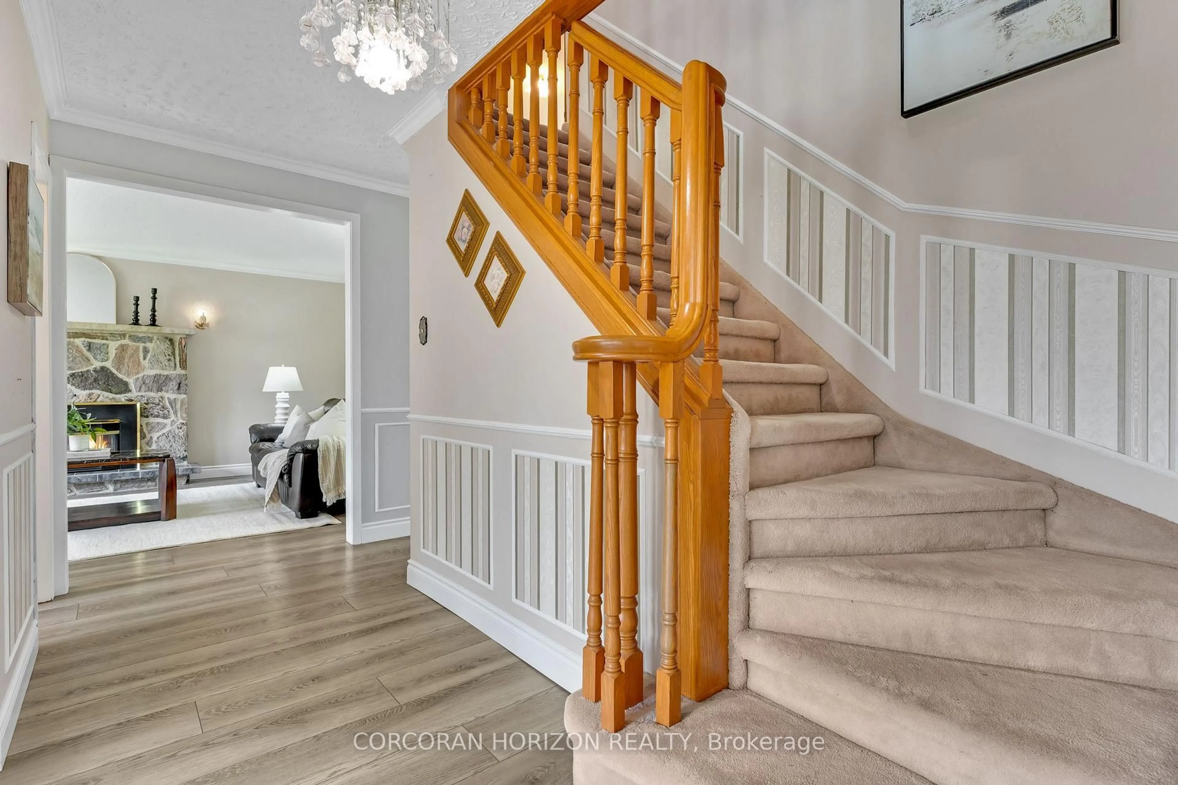 Stairs for 8 Blue Spruce Crt, Kitchener Ontario N2N 1L1