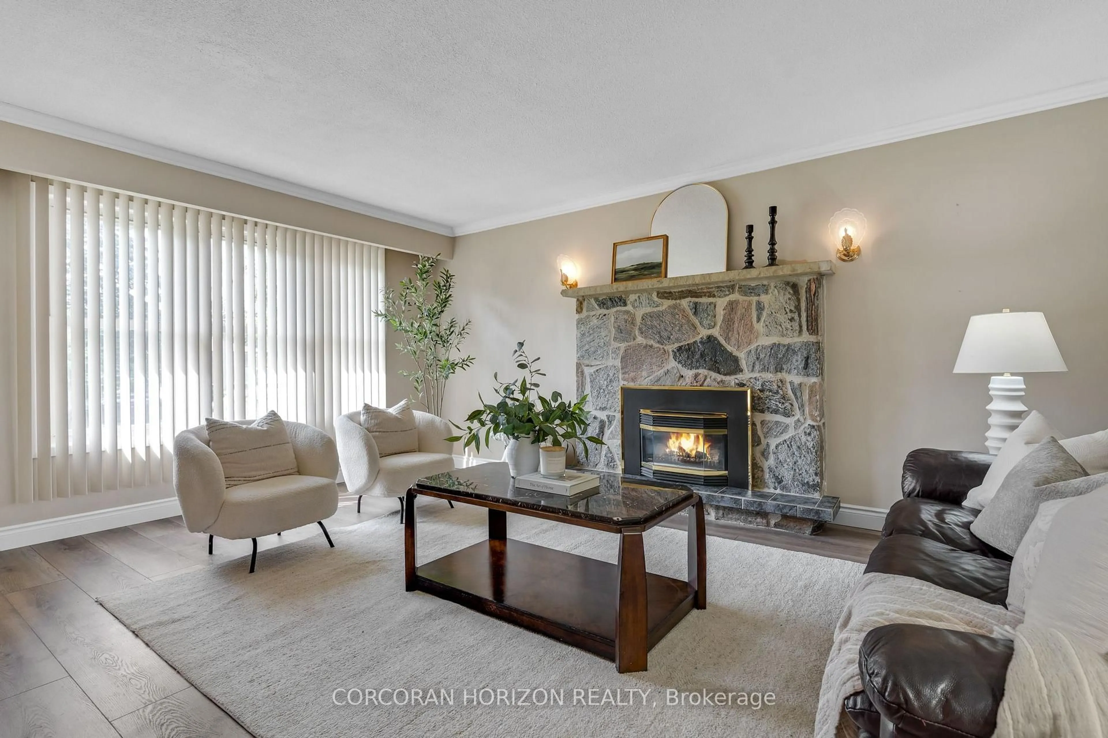 Living room with furniture, unknown for 8 Blue Spruce Crt, Kitchener Ontario N2N 1L1