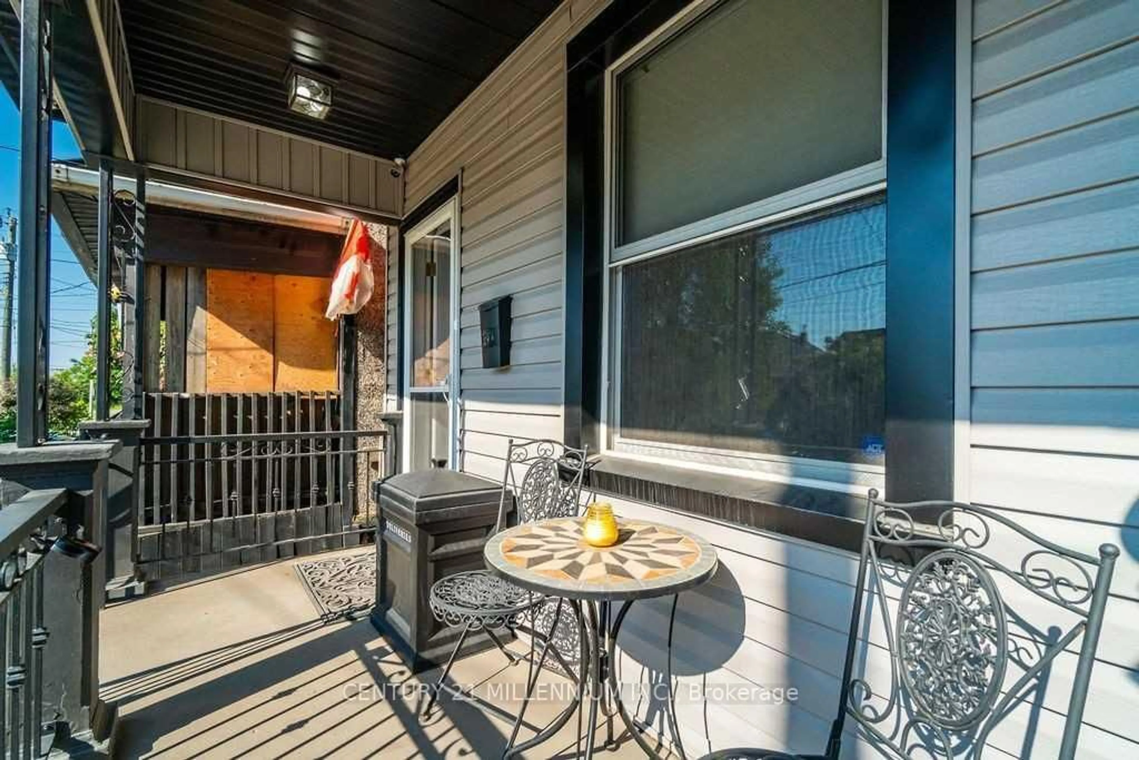 Patio, street for 20 Dickson Ave, Hamilton Ontario L8L 6B8