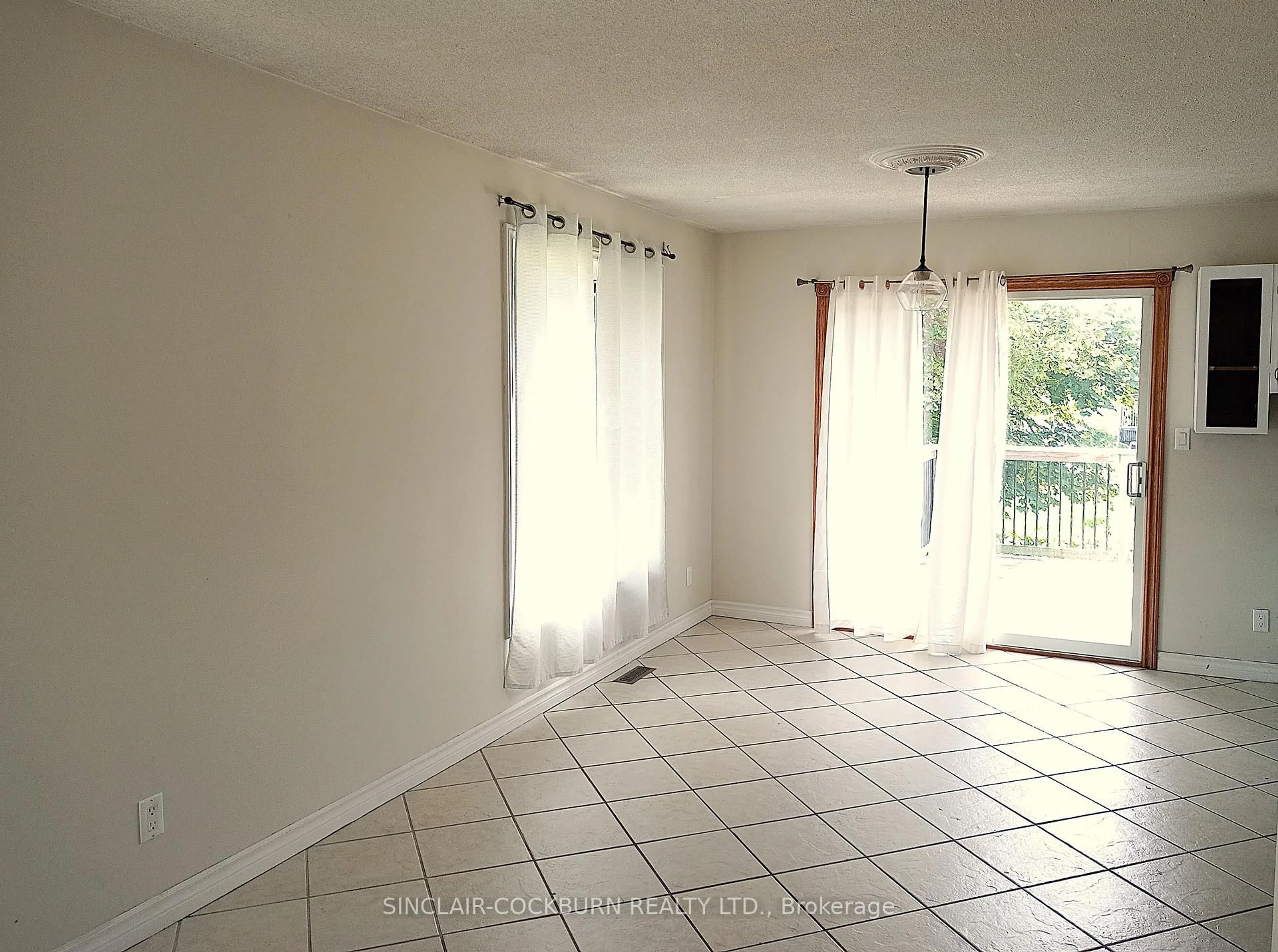 A pic of a room for 962 Boardwalk St, Huron-Kinloss Ontario N2Z 0C2