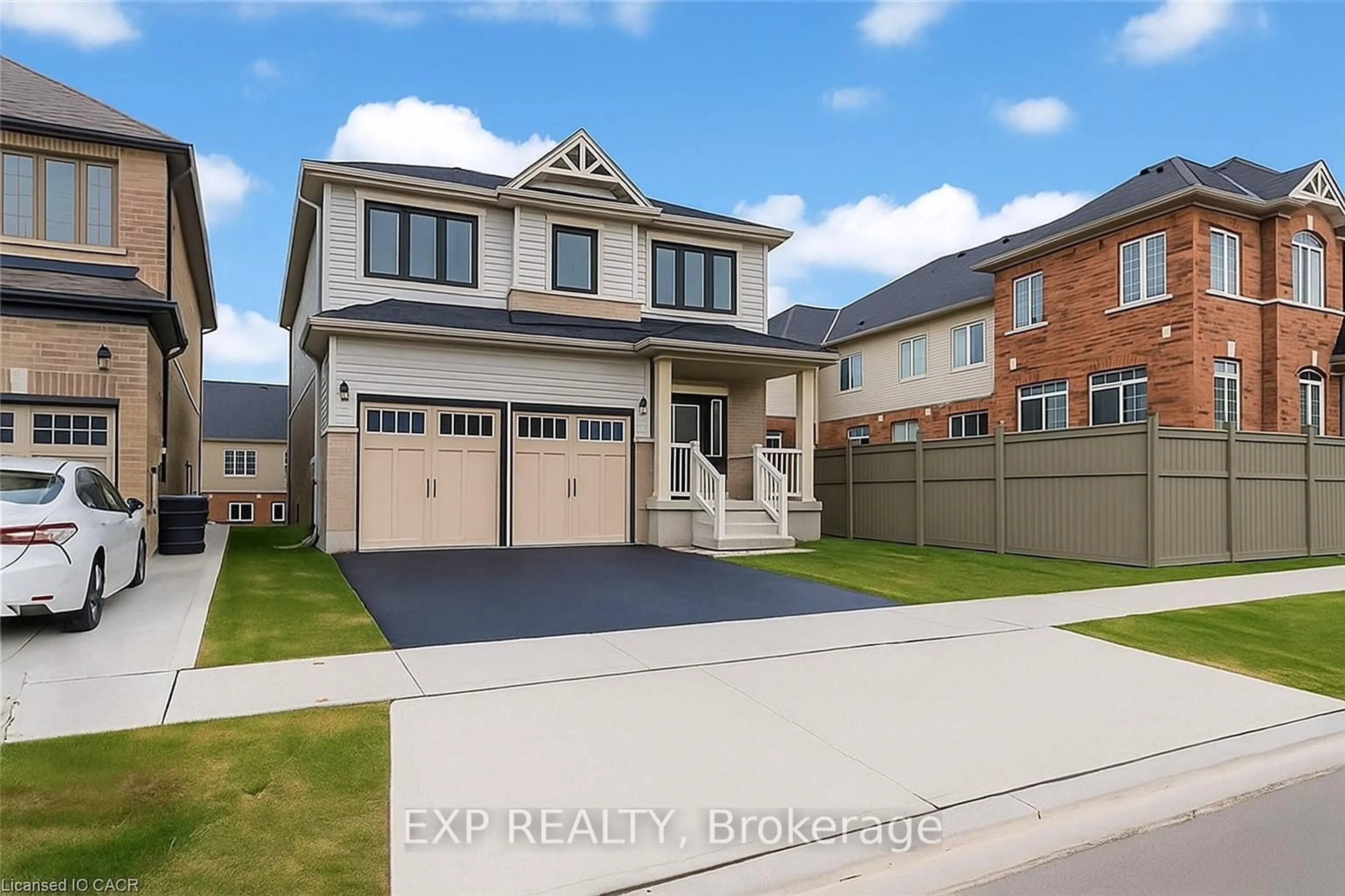 Home with brick exterior material, street for 43 Sugar Tr, Kitchener Ontario N2R 0S5