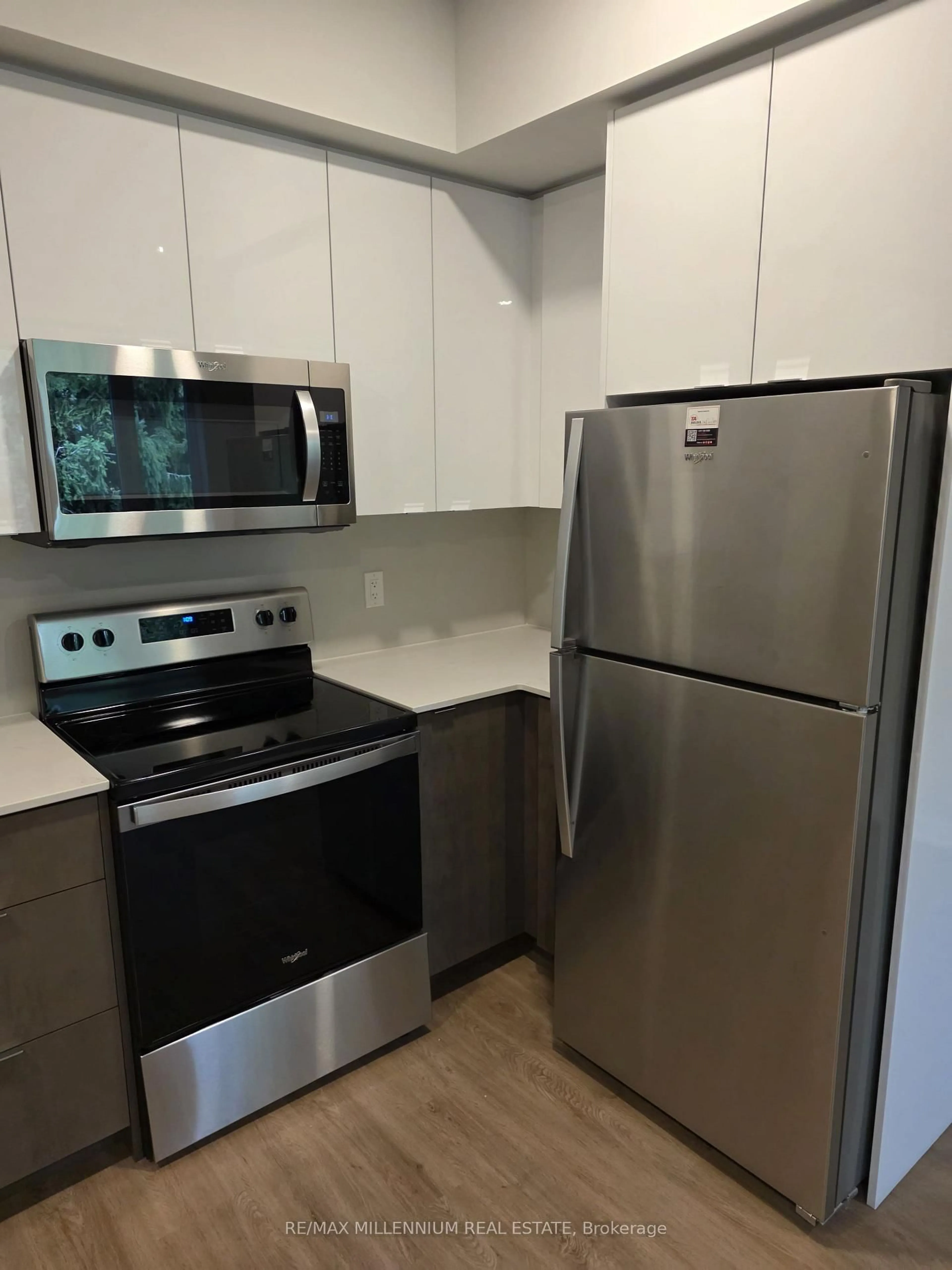 Standard kitchen, unknown for 708 Woolwich St #320, Guelph Ontario N1H 0C8