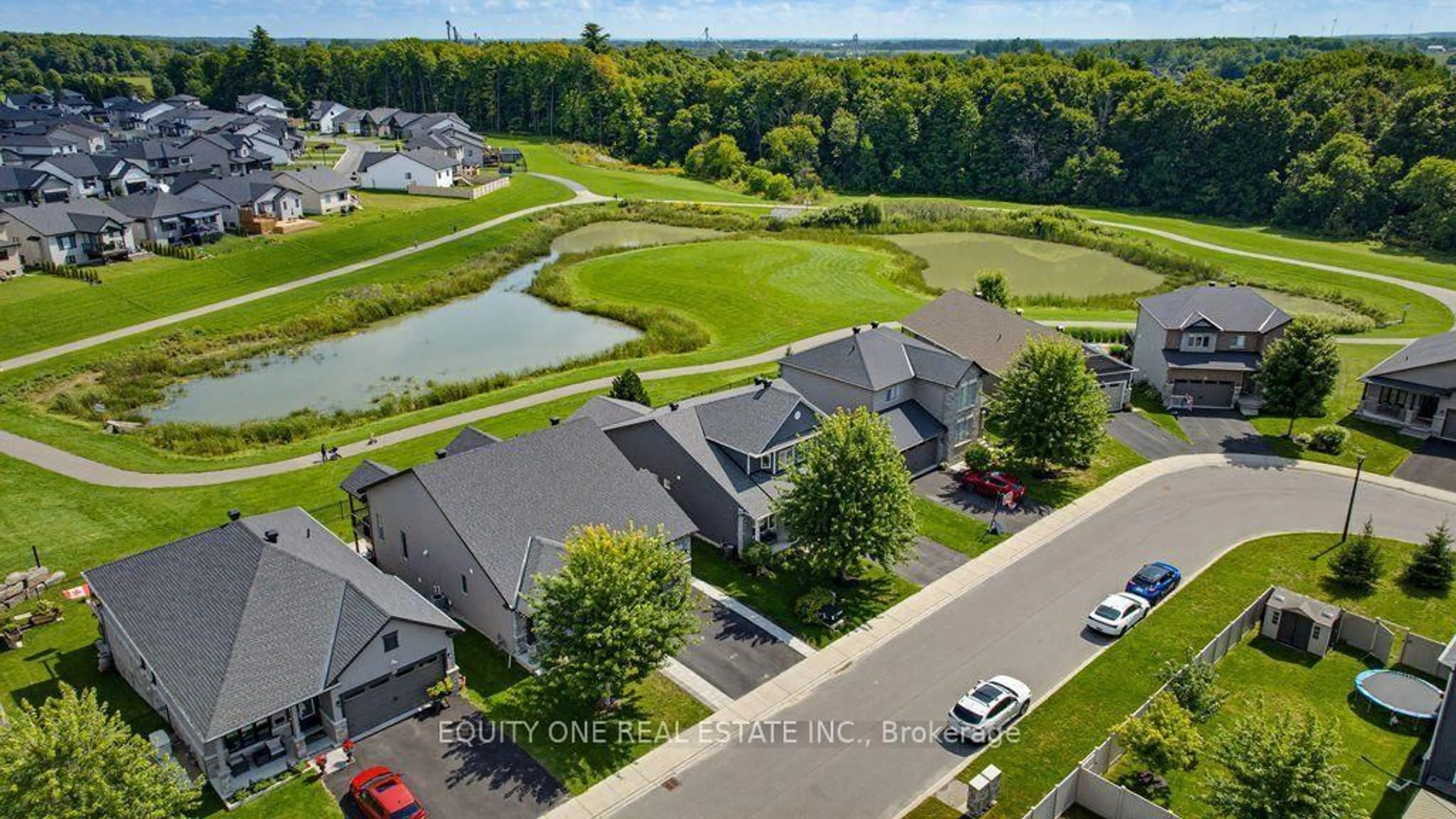 A pic from outside/outdoor area/front of a property/back of a property/a pic from drone, water/lake/river/ocean view for 808 Rue Cologne St, Russell Ontario K0A 1W0