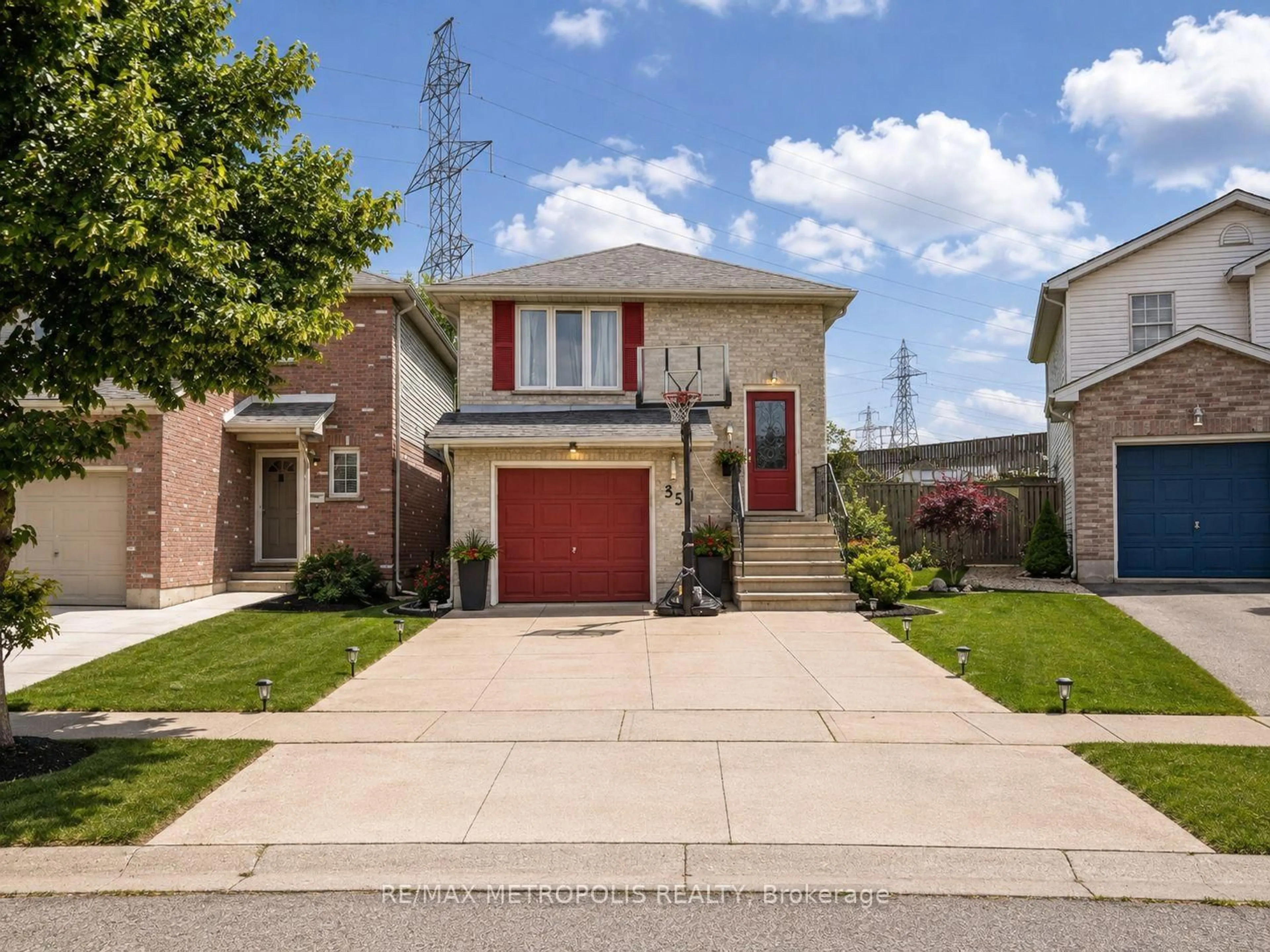 Home with brick exterior material, street for 35 Phair Cres, London South Ontario N5Z 5B5