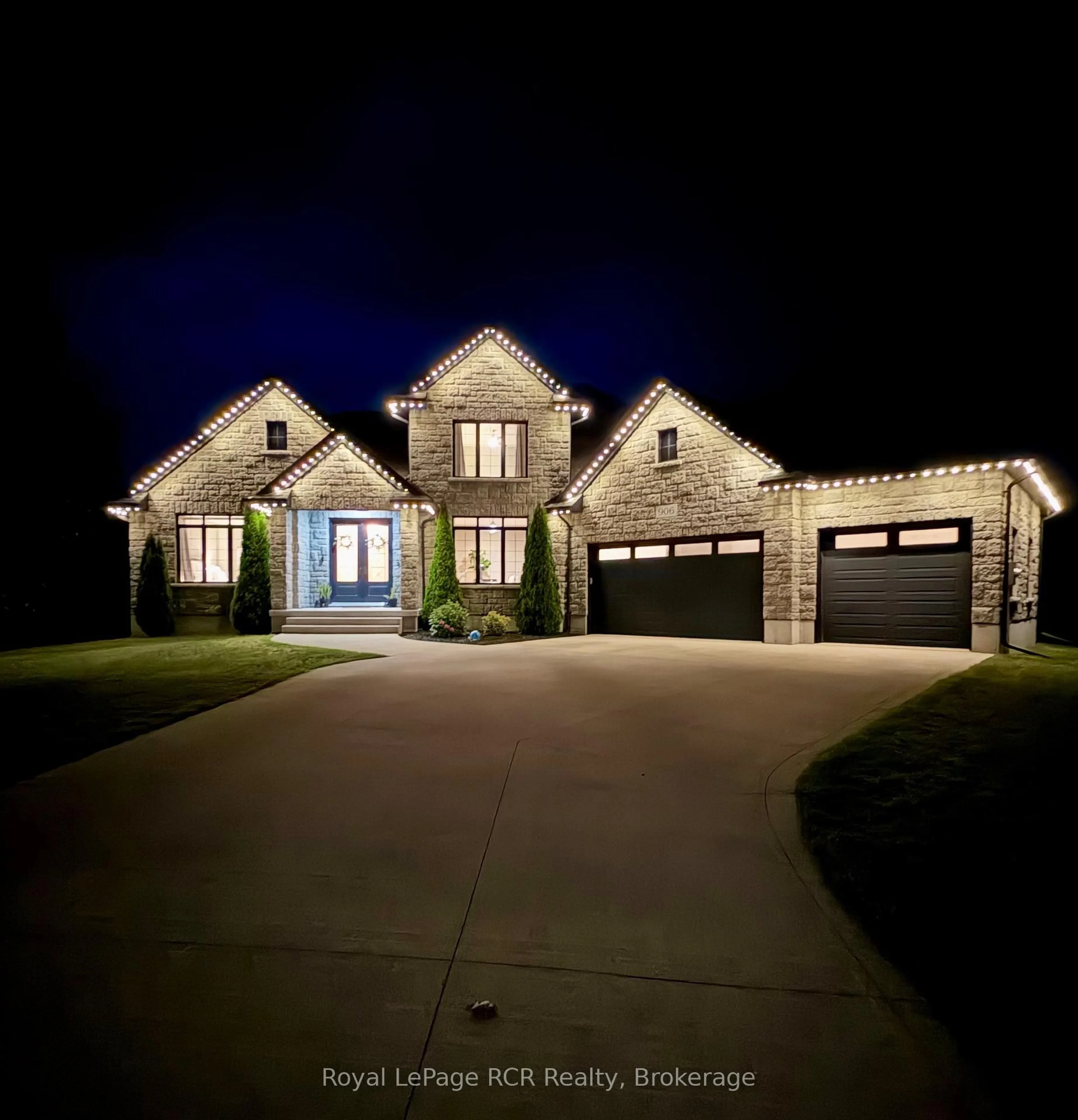 Home with brick exterior material, street for 906 Parkplace Pl, Huron-Kinloss Ontario N2Z 0C4