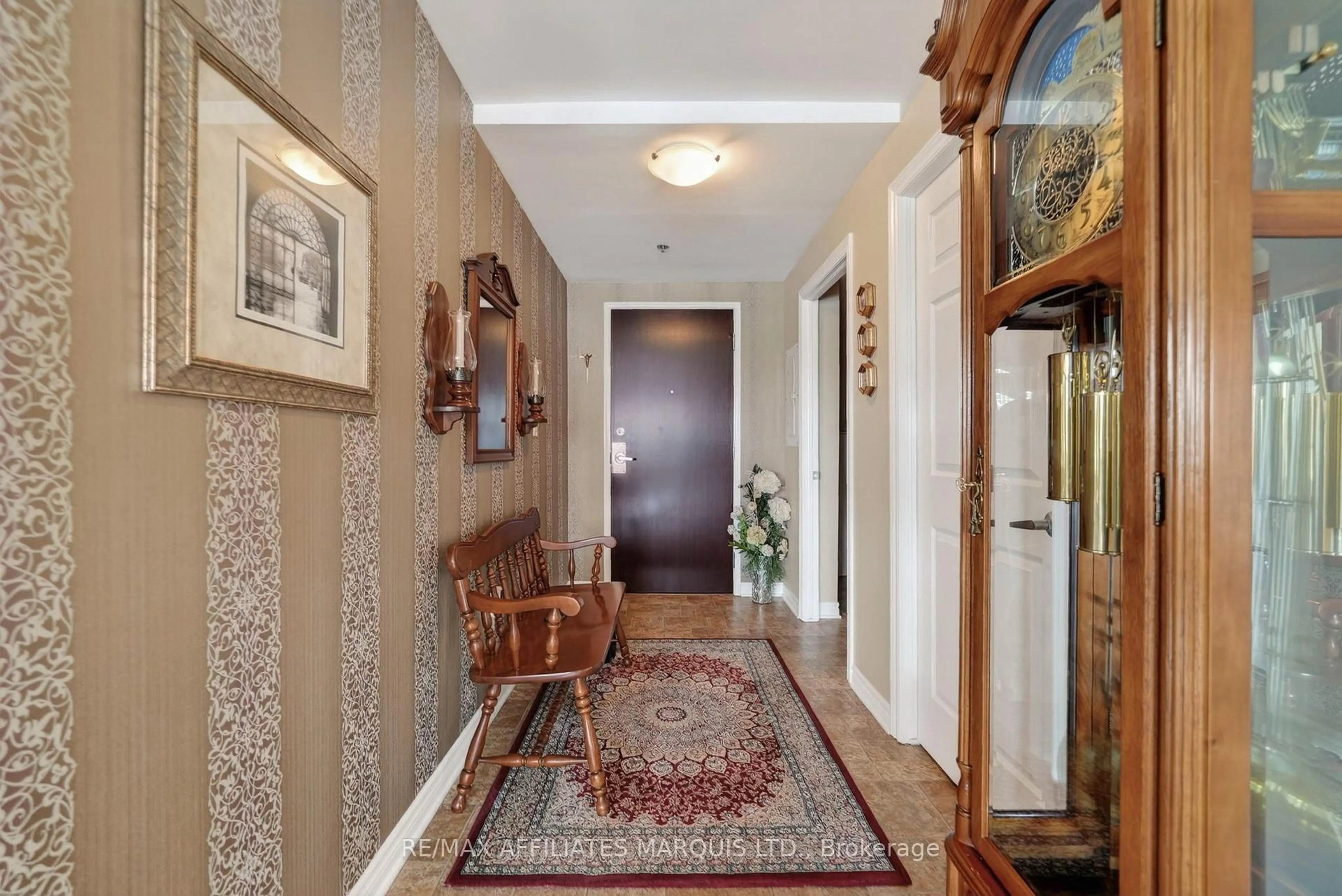 Indoor entryway for 1146 Montreal Rd #104, Cornwall Ontario K6H 1E2