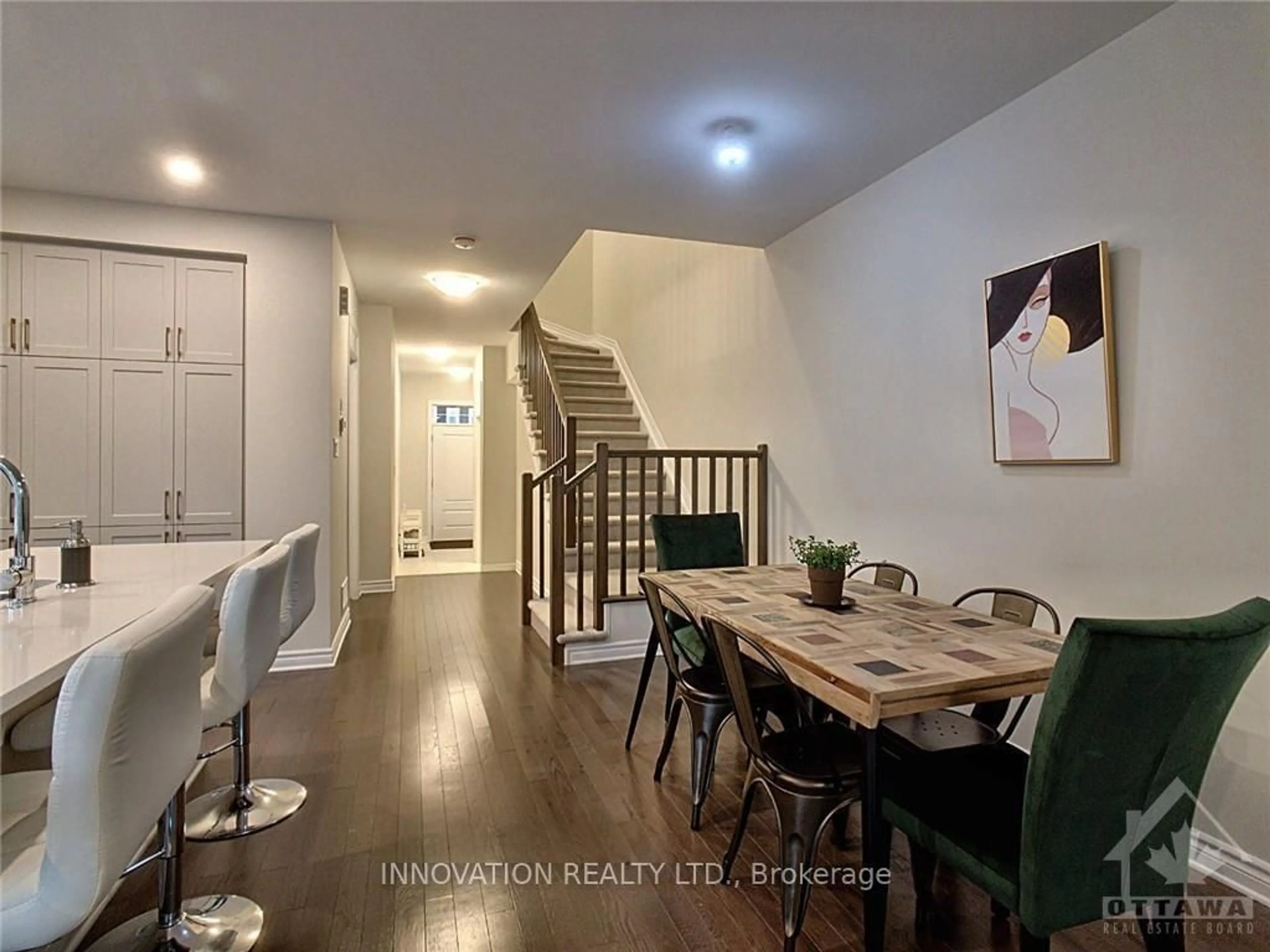 Dining room, unknown for 327 Barrett Farm Dr, Ottawa Ontario K1T 0S3