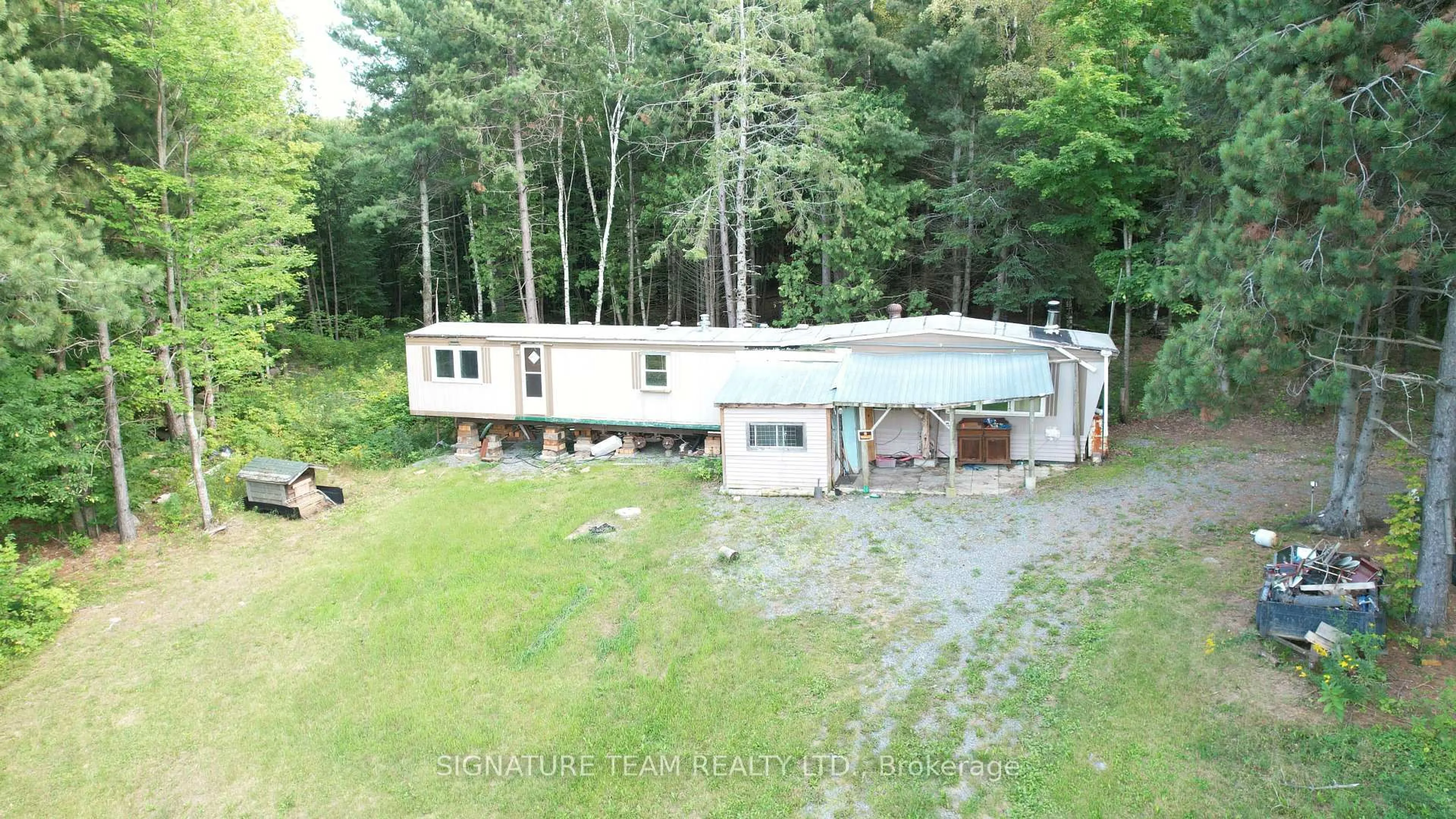 A pic from outside/outdoor area/front of a property/back of a property/a pic from drone, unknown for 3155 Mountain View Rd, Killaloe Ontario K0J 2A0