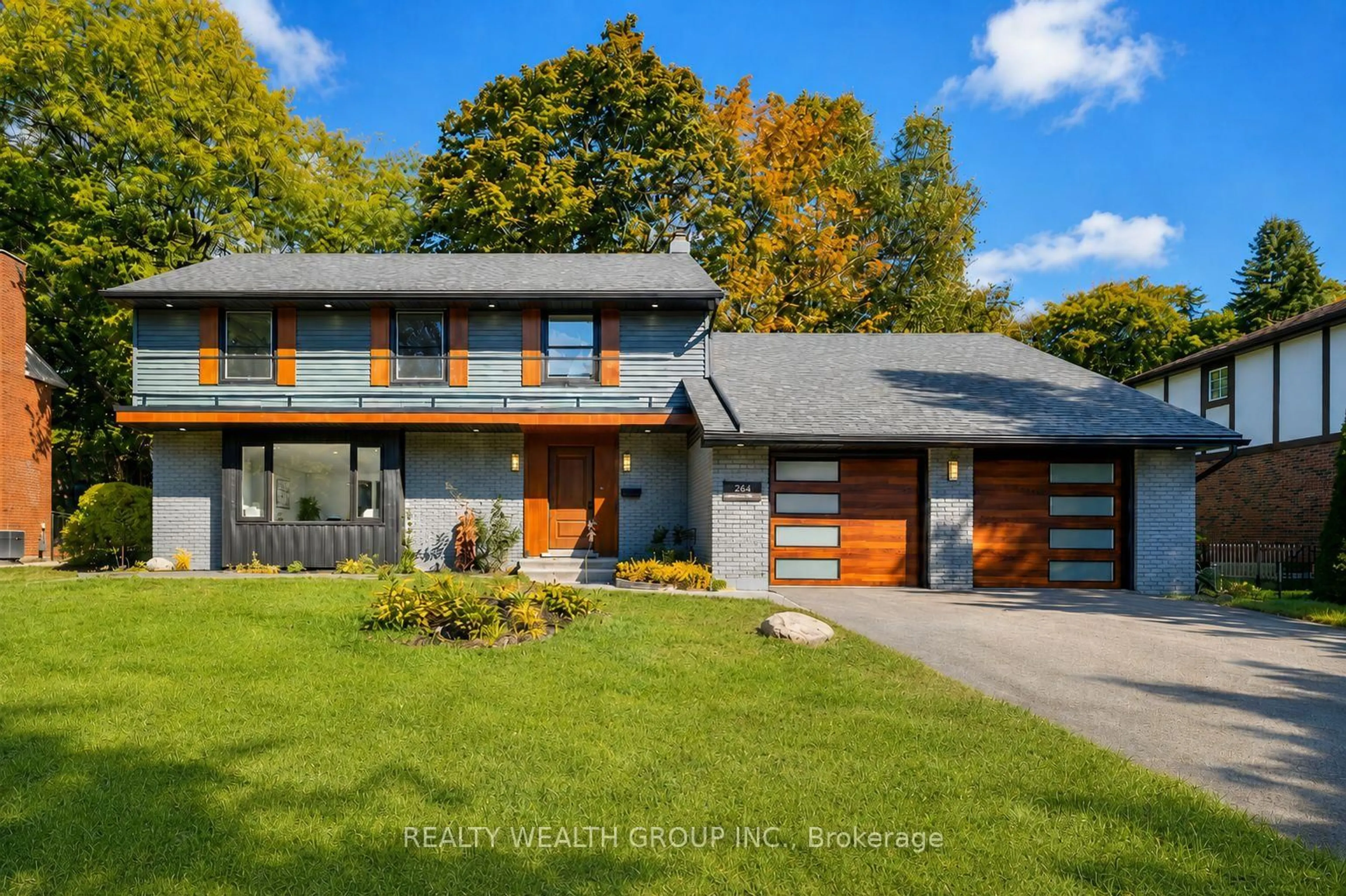 Home with brick exterior material, street for 264 Shakespeare Dr, Waterloo Ontario N2L 2T6