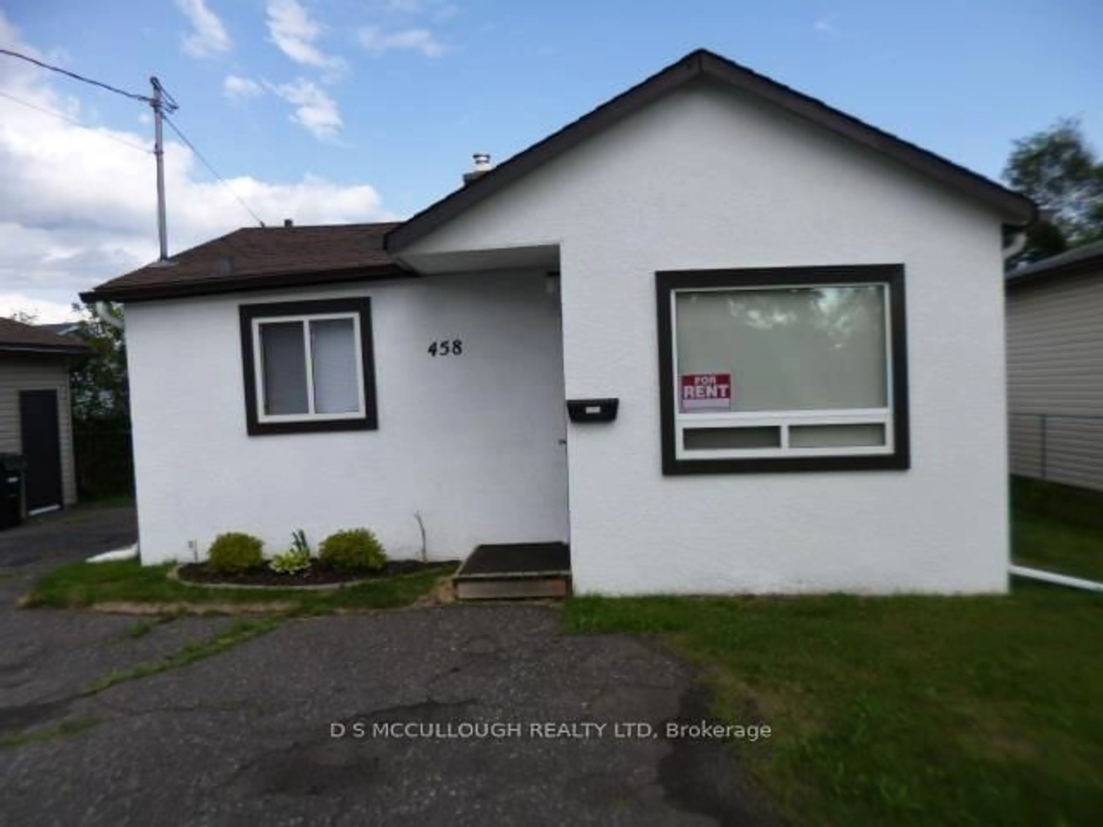 Unknown for 458 & 460 Egan St, Thunder Bay Ontario P7A 2X5