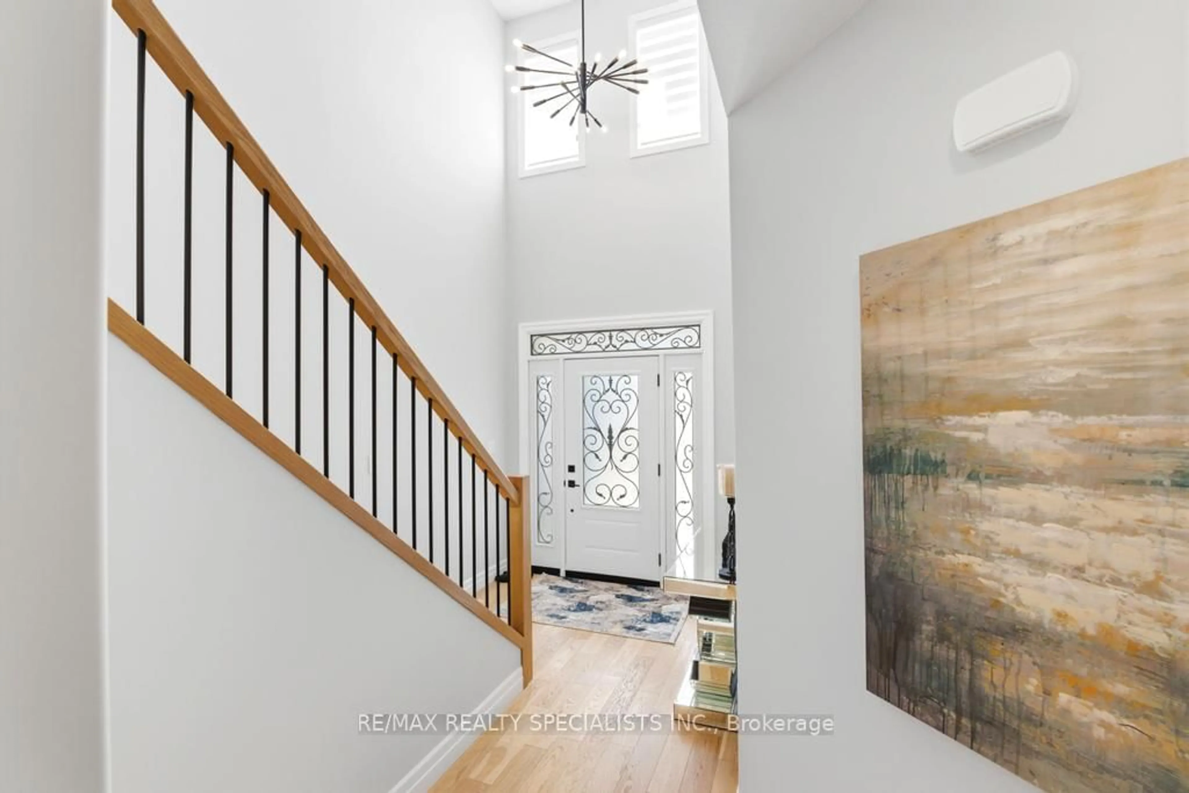 Indoor entryway for 45 Peggy Ave, South-West Oxford Ontario N0J 1N0