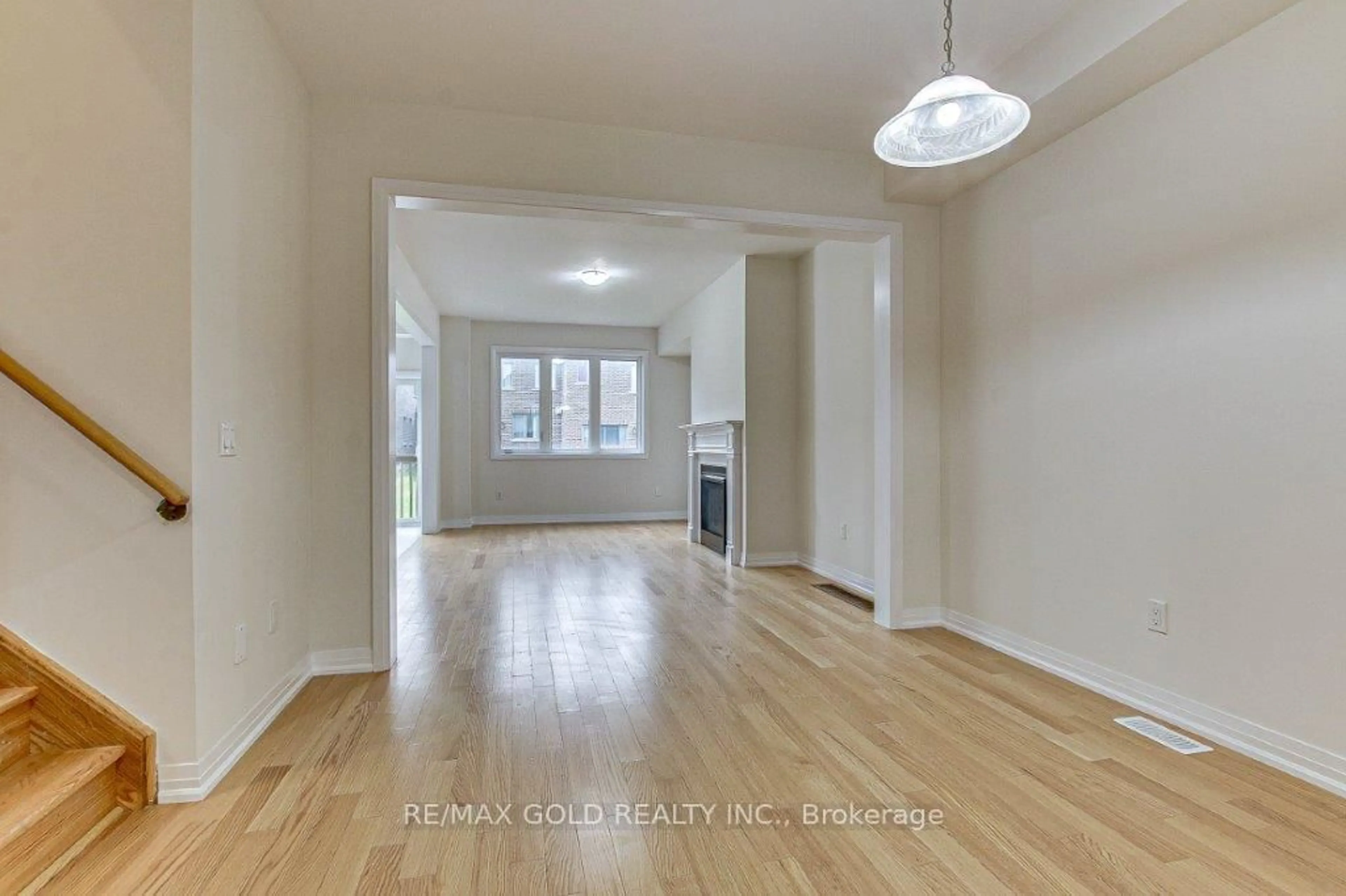 A pic of a room for 120 Huntingford Tr, Woodstock Ontario N4T 0M3