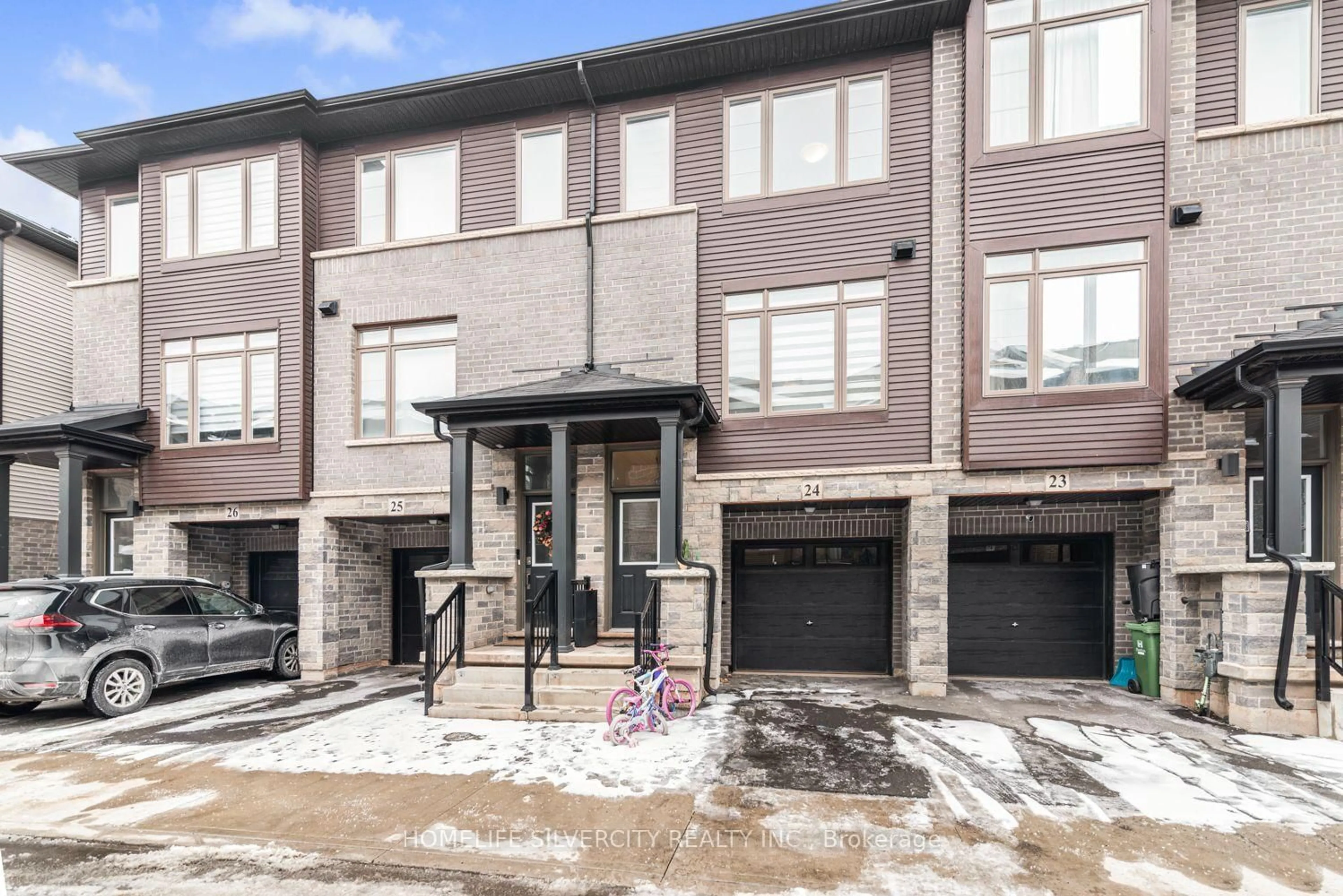 Home with brick exterior material, street for 575 Woodward Ave #24, Hamilton Ontario L8H 0B3