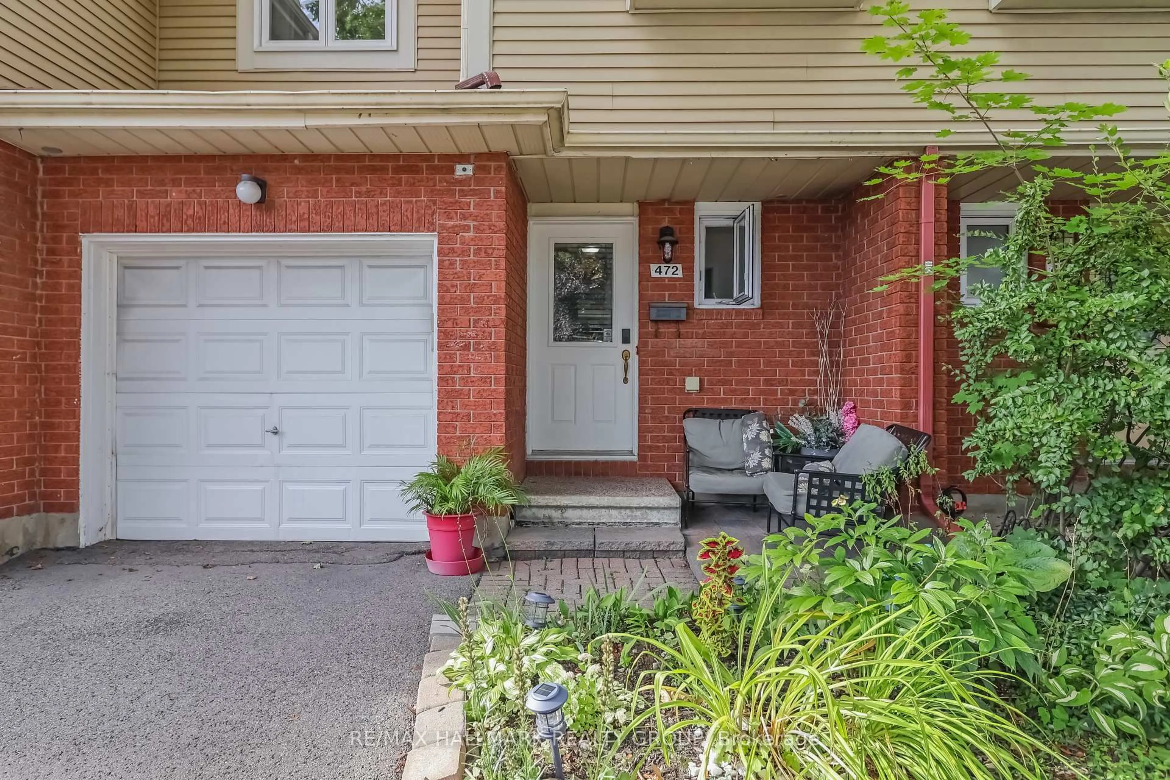 Unknown for 472 Valade Cres #14, Ottawa Ontario K4A 2W7