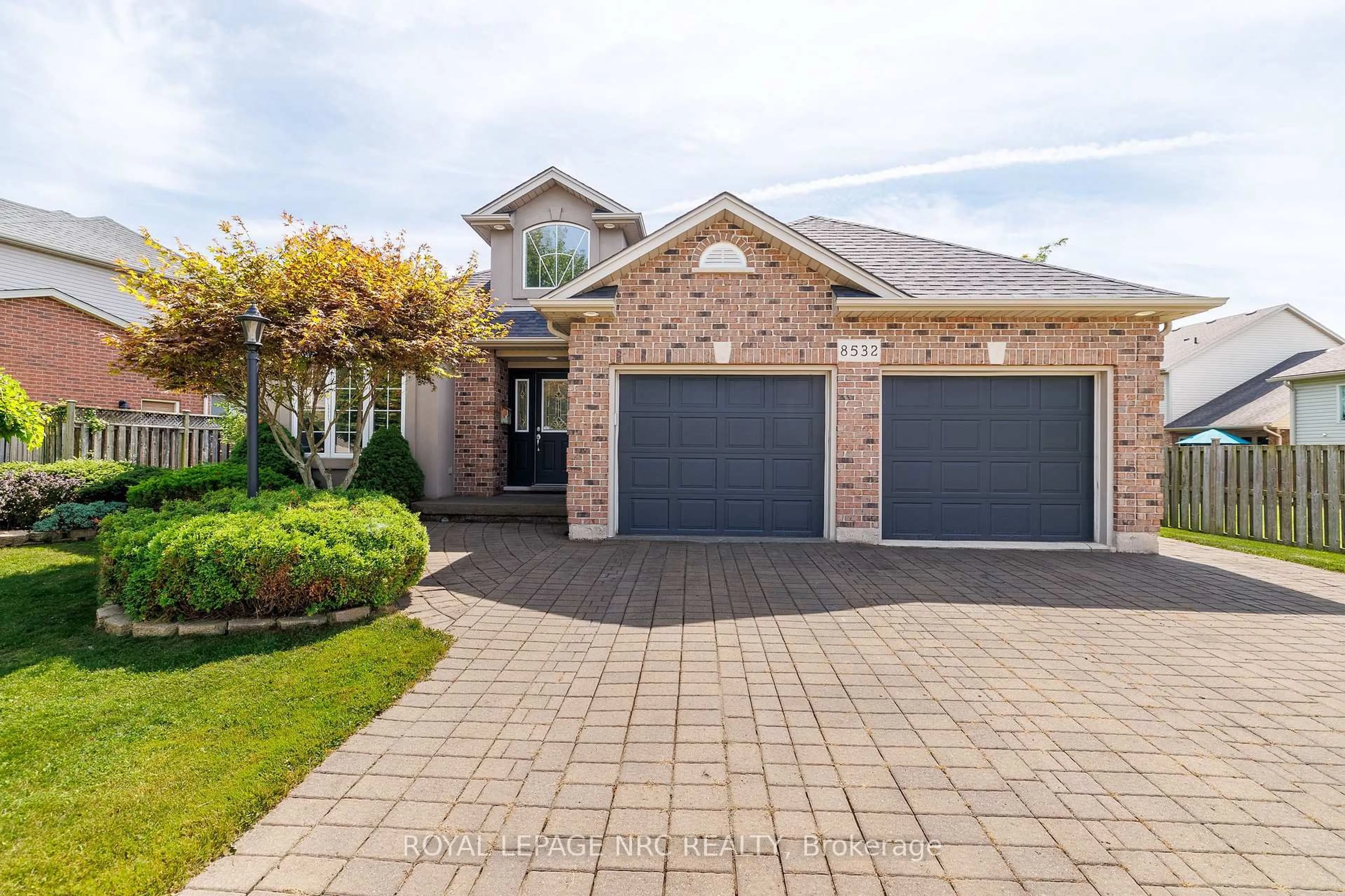 Home with brick exterior material, street for 8532 HEIKOOP Cres, Niagara Falls Ontario L2H 3J7