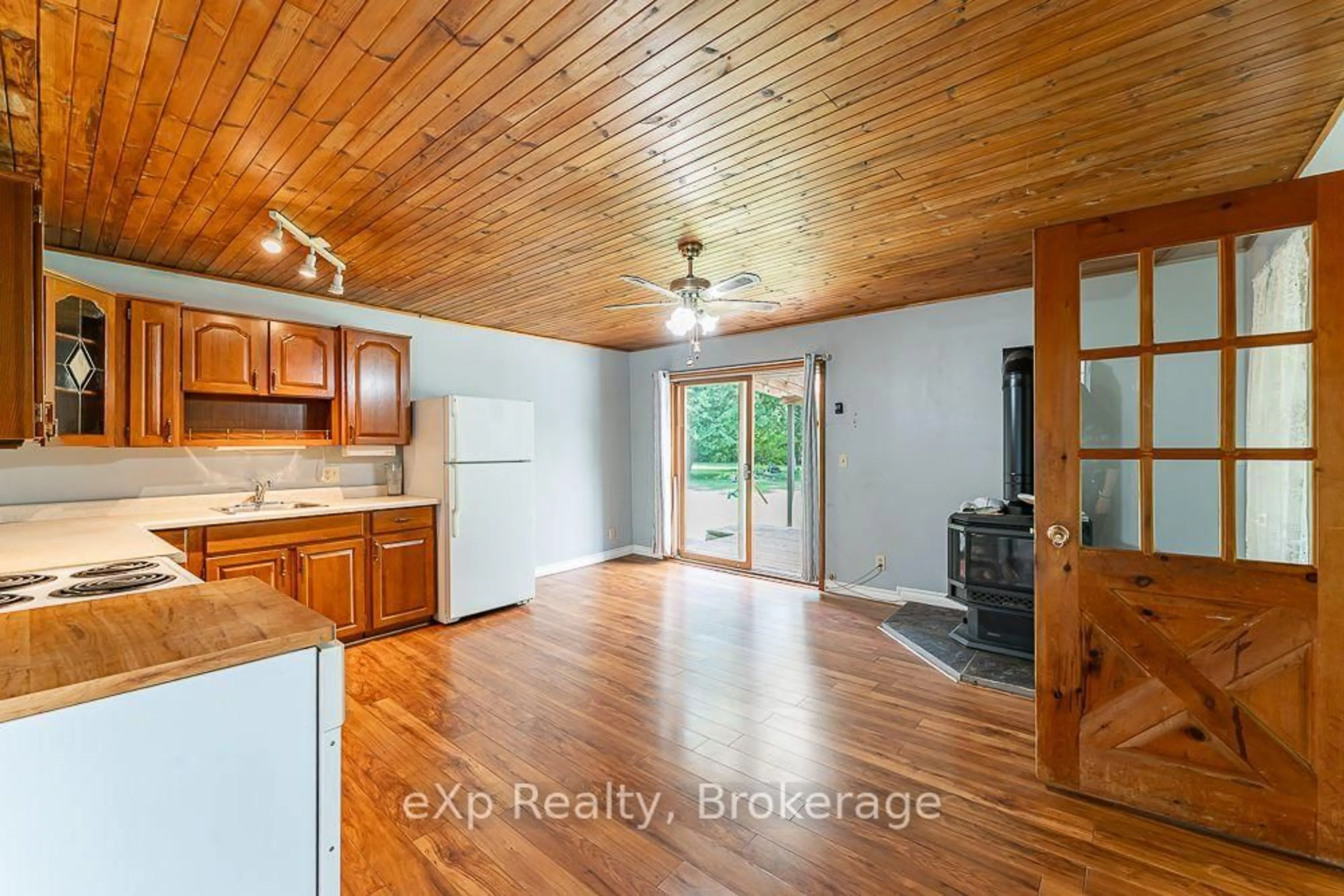 Open concept kitchen, wood/laminate floor for 520 Huron Rd, South Bruce Peninsula Ontario N0H 1X0