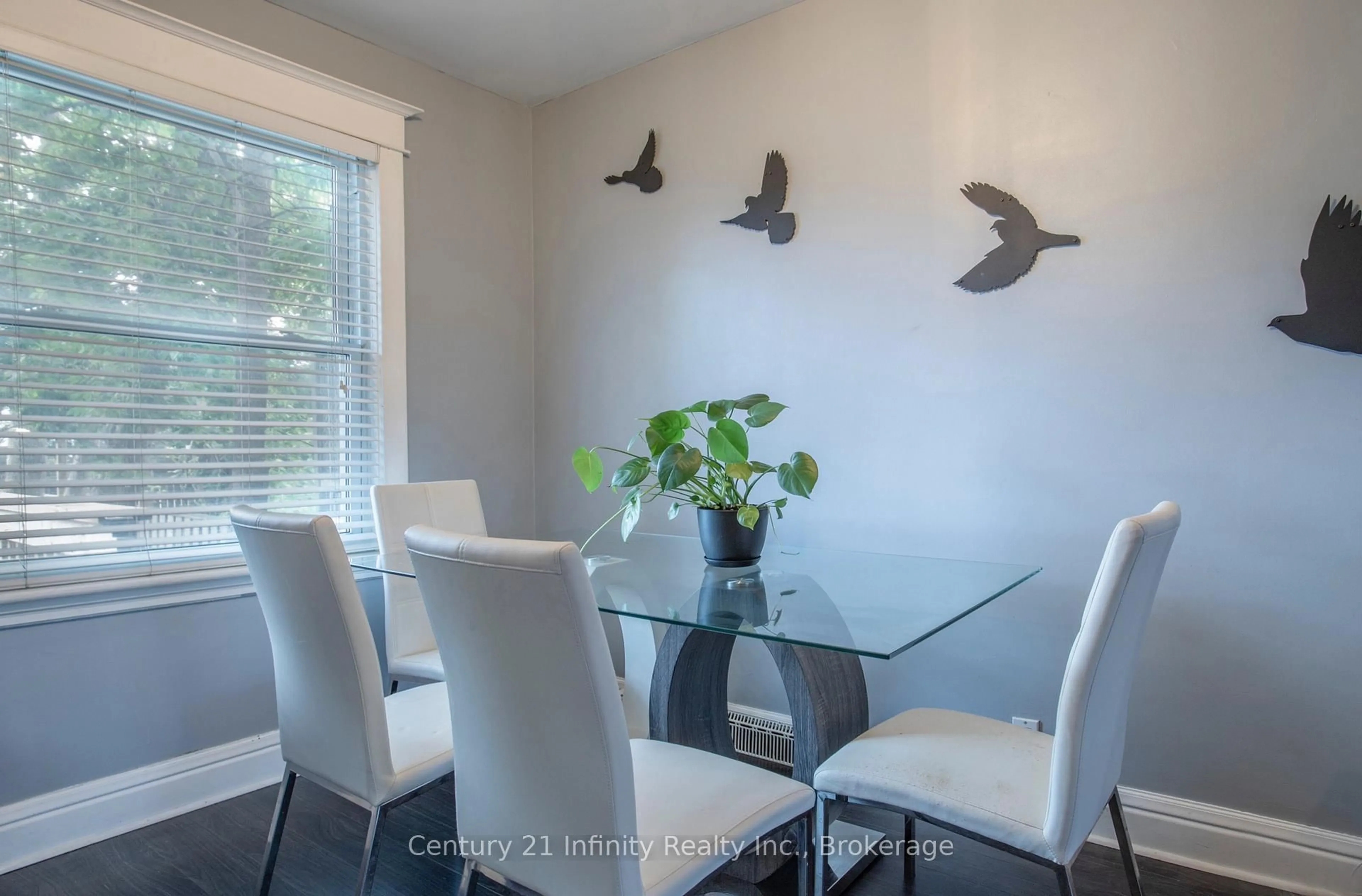 Dining room, unknown for 128 Birch Ave, Hamilton Ontario L8L 6H7